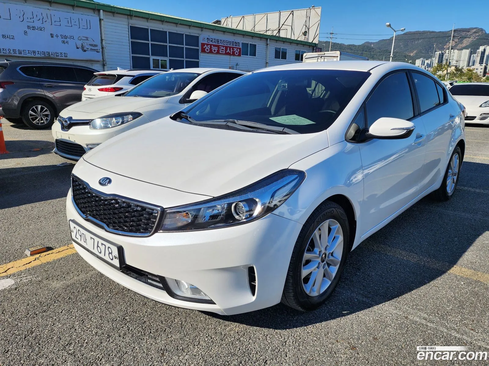 Kia K3 2018 — 4