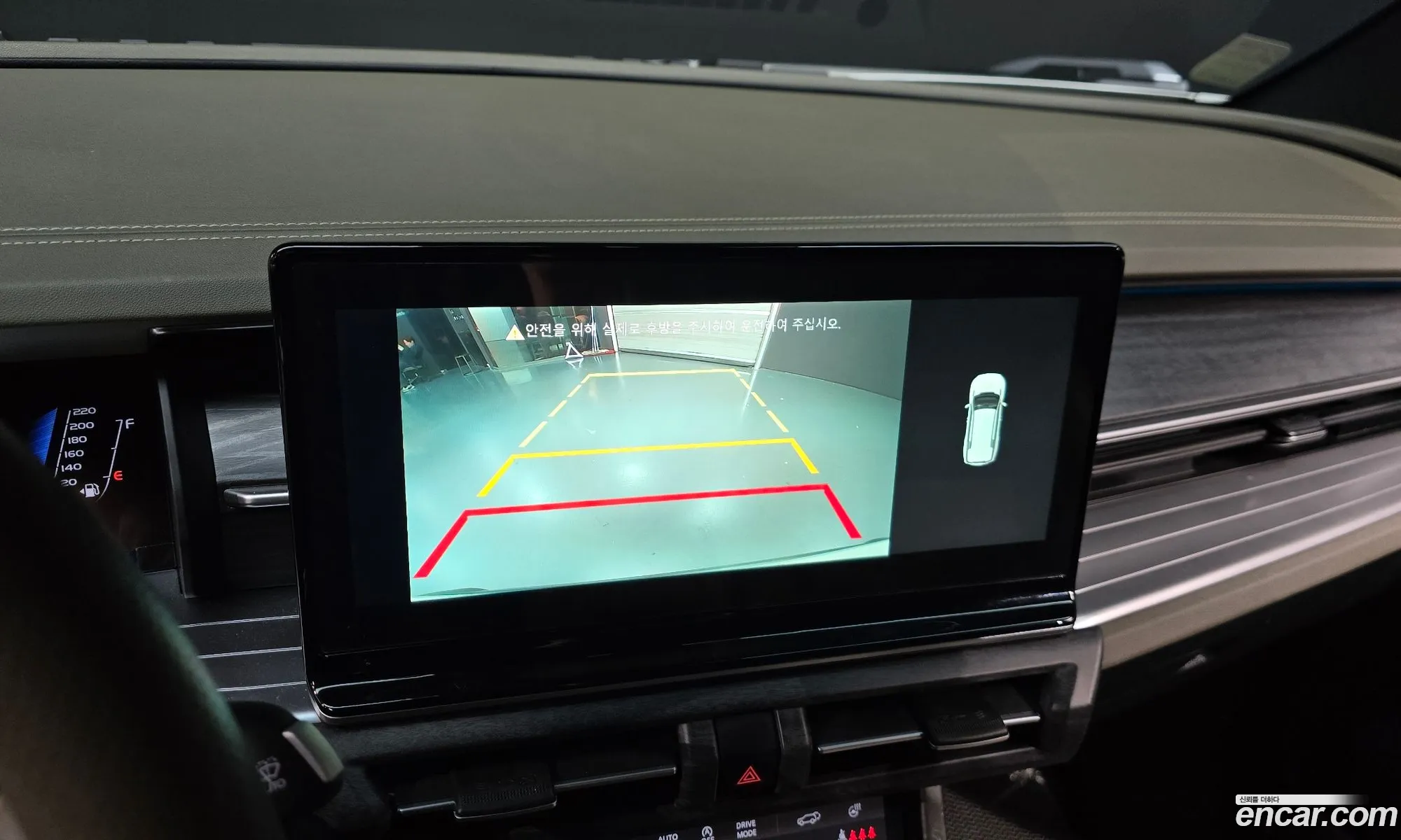 KG Mobility (SsangYong) Torres 2023 — 13