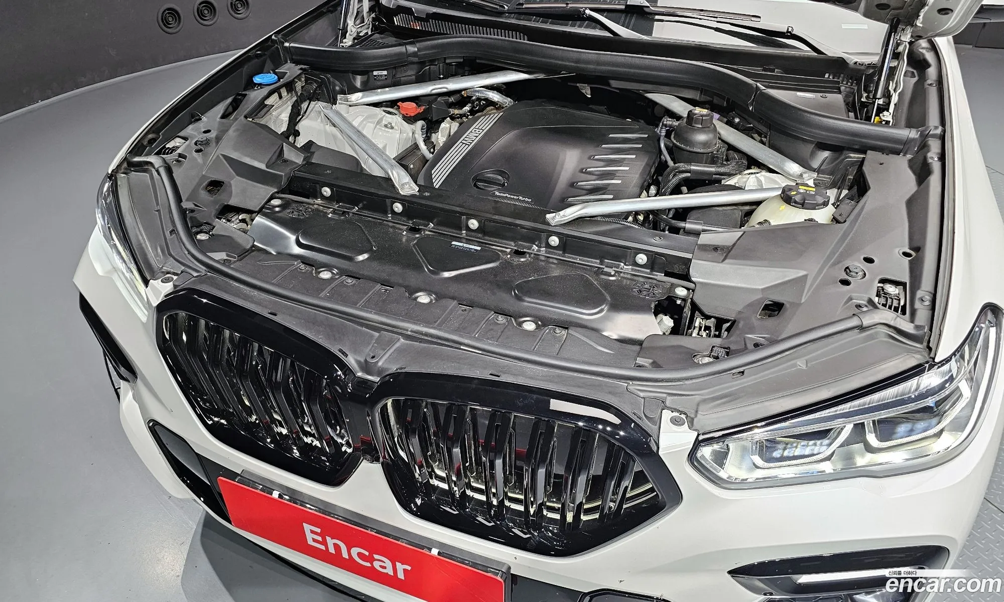 BMW X6 2021 — 10