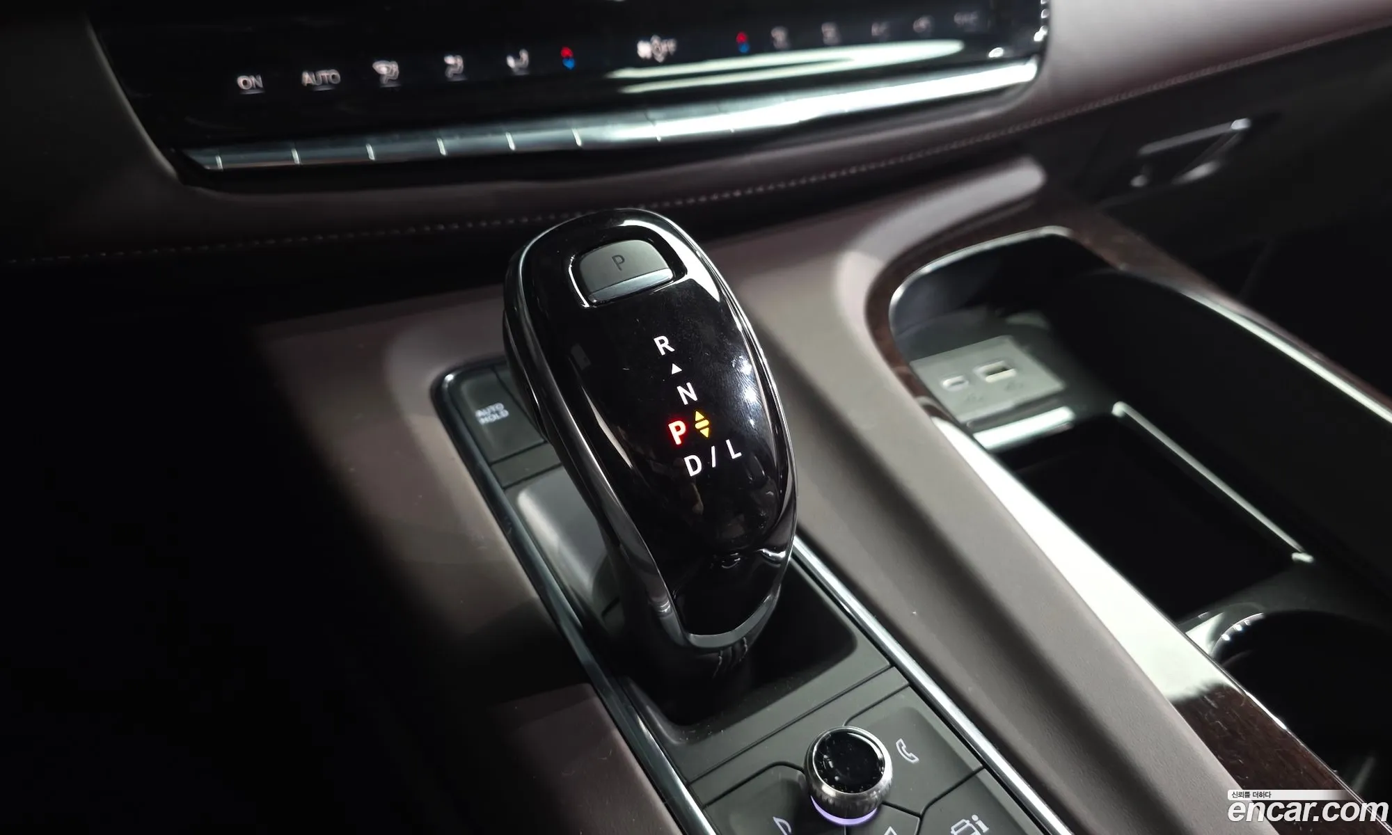 Cadillac Escalade 2023 — 5