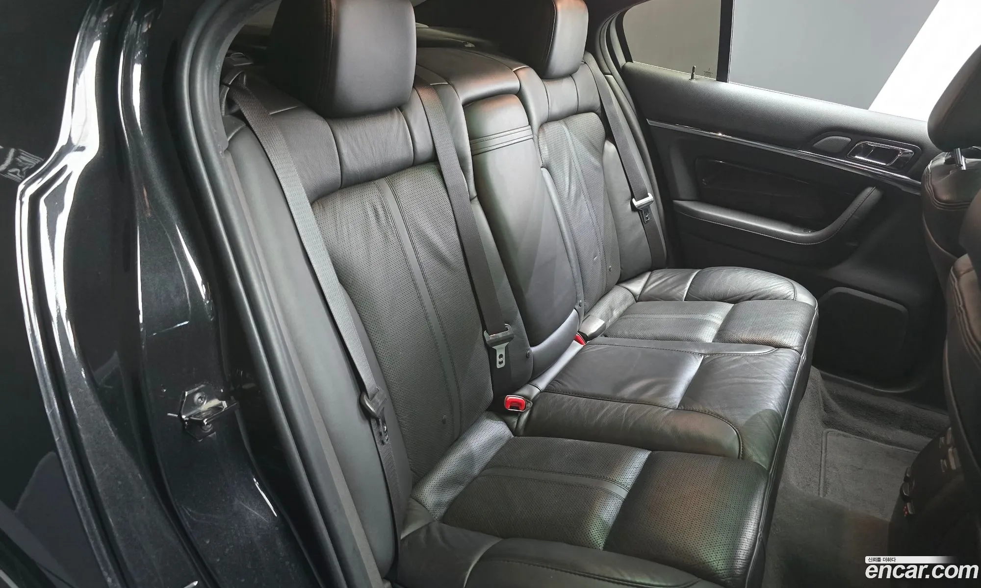 Lincoln MKS 2010 1LNHL9DR0BG602006 — 17