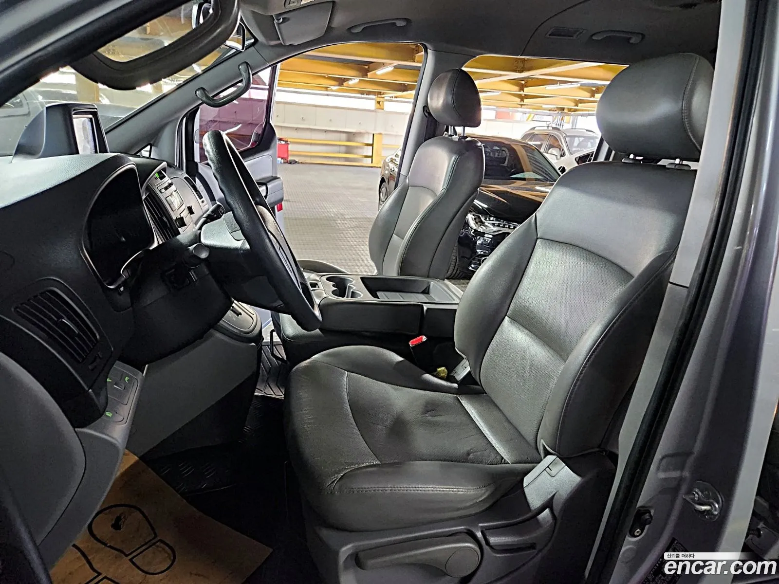 Hyundai Grand Starex 2012 — 3