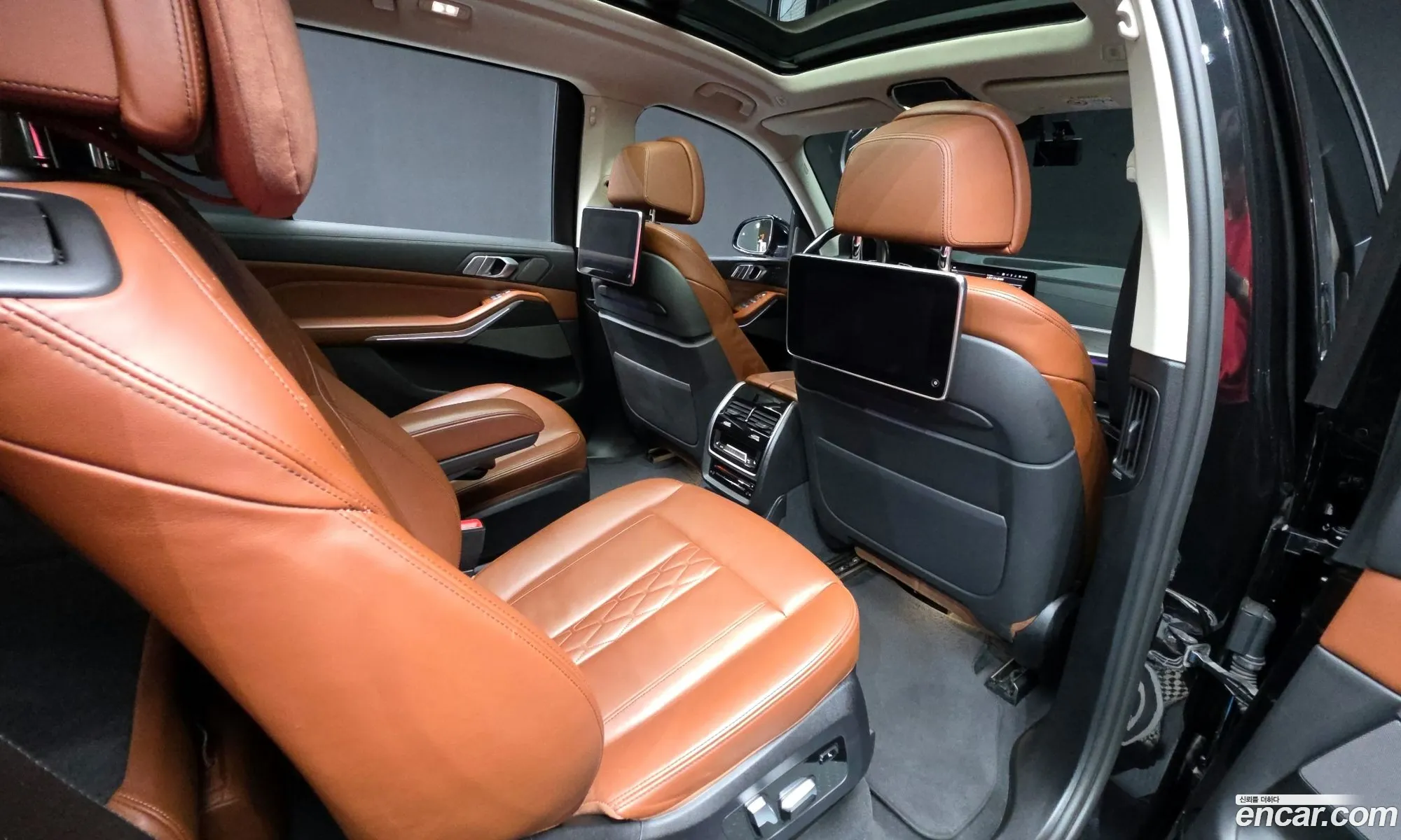 BMW X7 2020 WBATB4100M9D92430 — 10