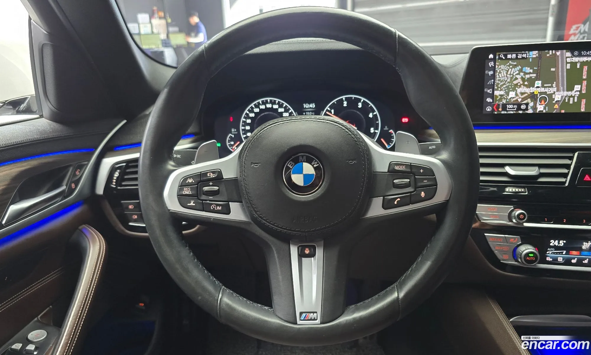 BMW 5 Series 2019 WBAJF3104KBS70954 — 3