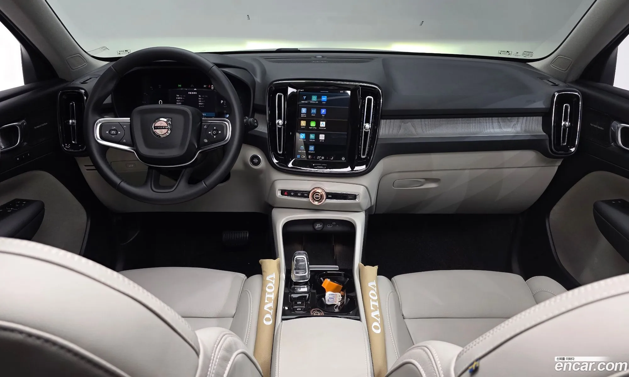 Volvo XC40 2024 — 14