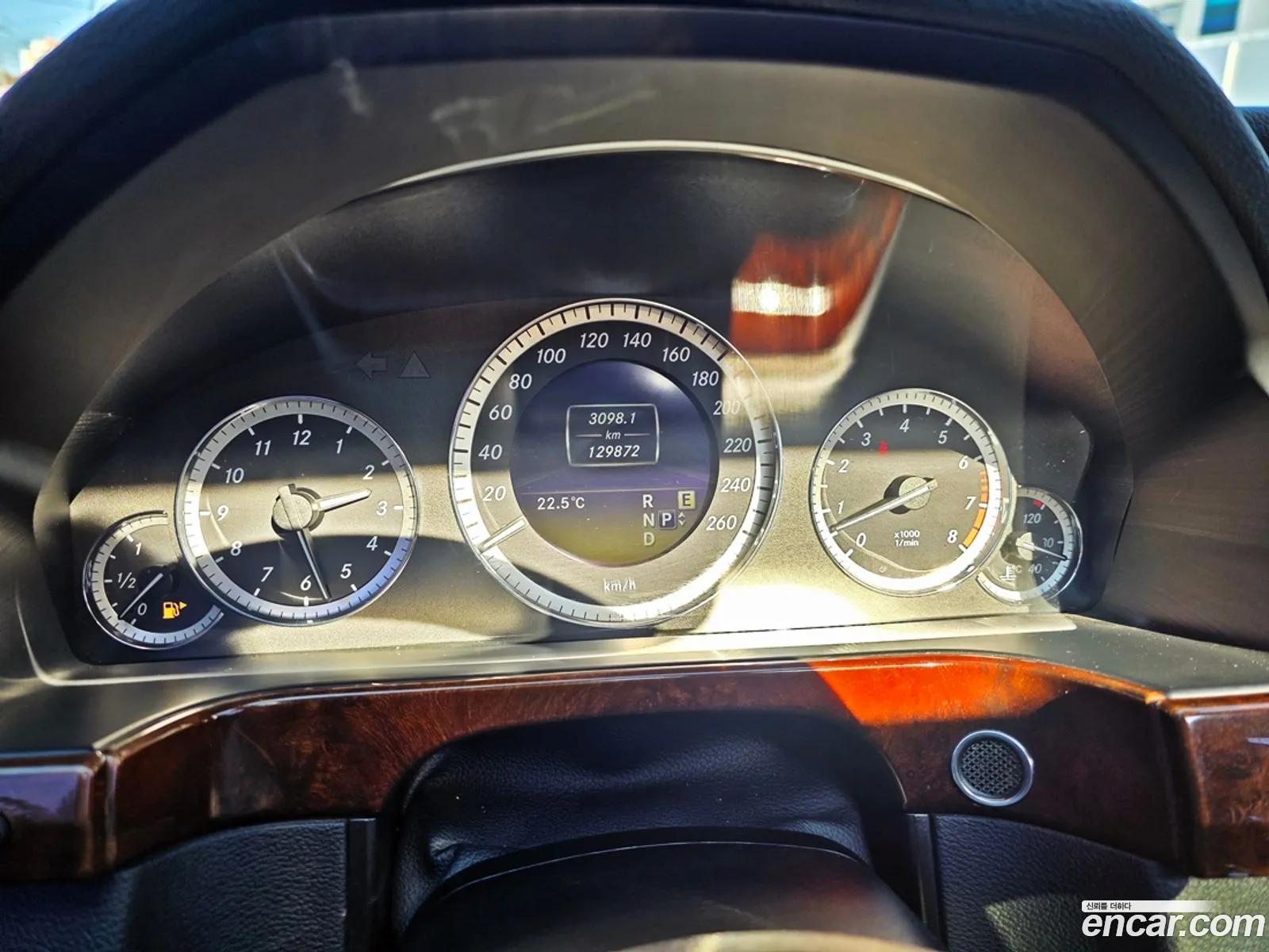 Mercedes-Benz E-Class W212 2011 — 18