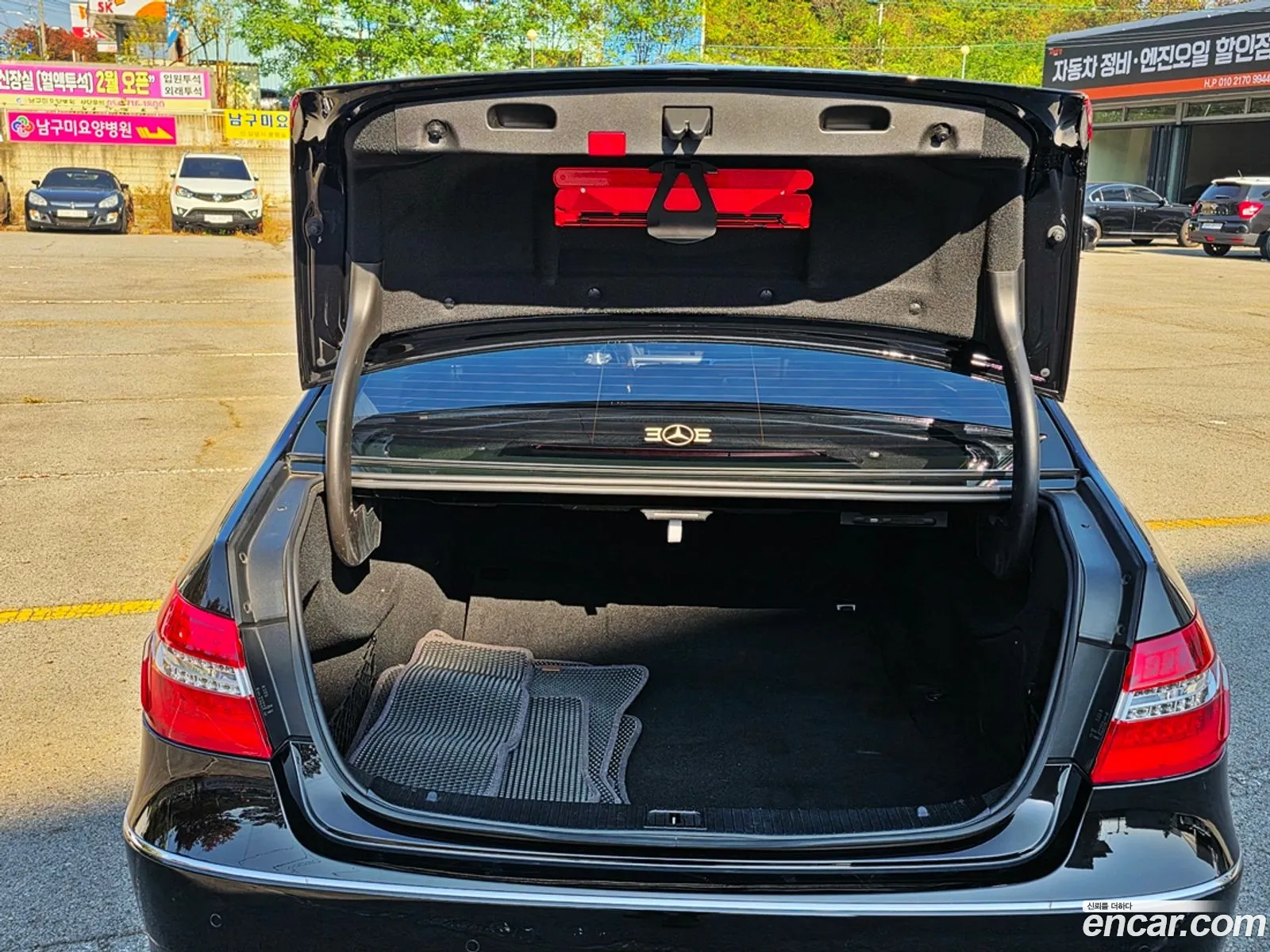 Mercedes-Benz E-Class W212 2011 — 20