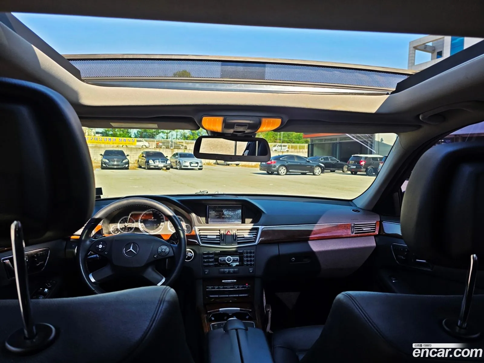 Mercedes-Benz E-Class W212 2011 — 9