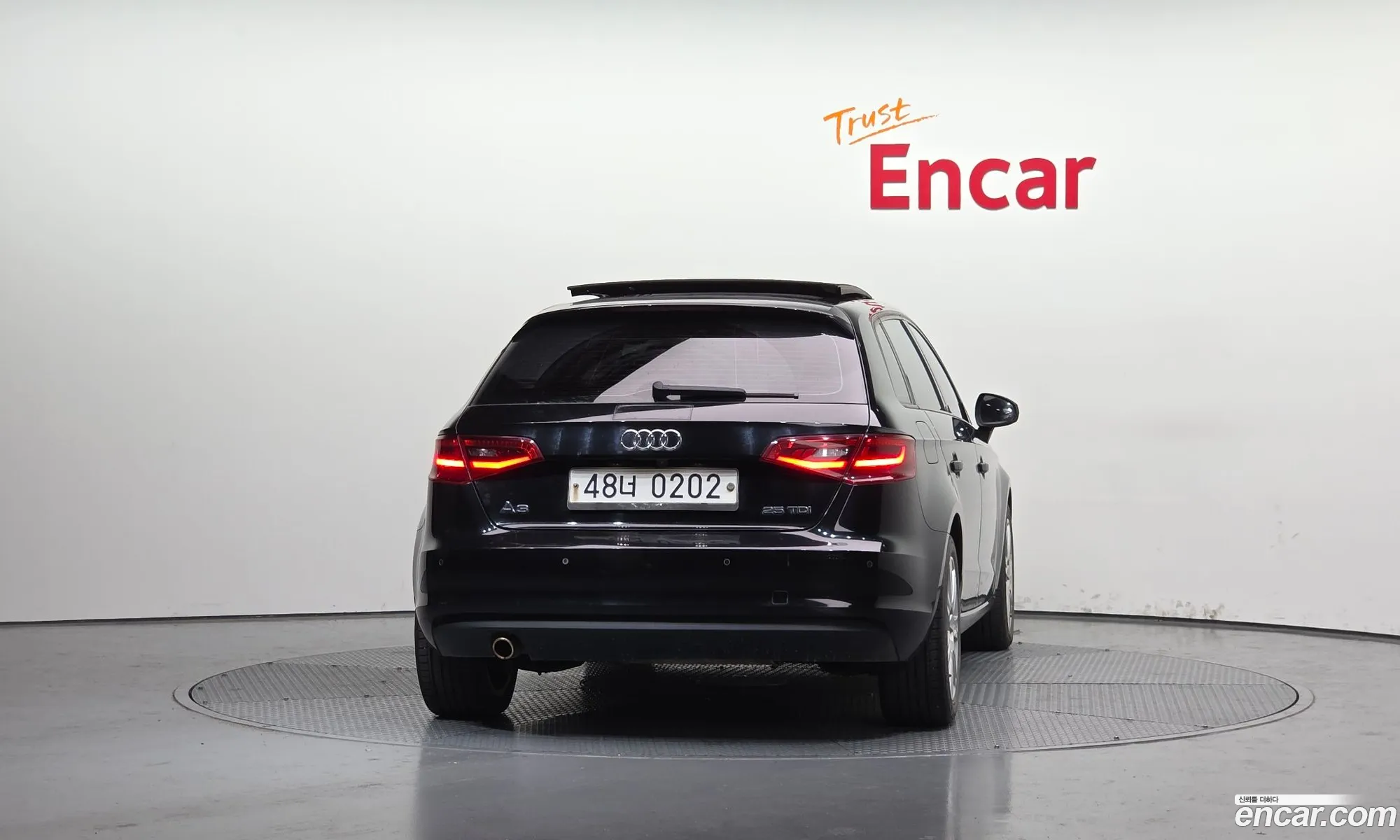 Audi A3 2015 WAUZZZ8V1FA176167 — 2