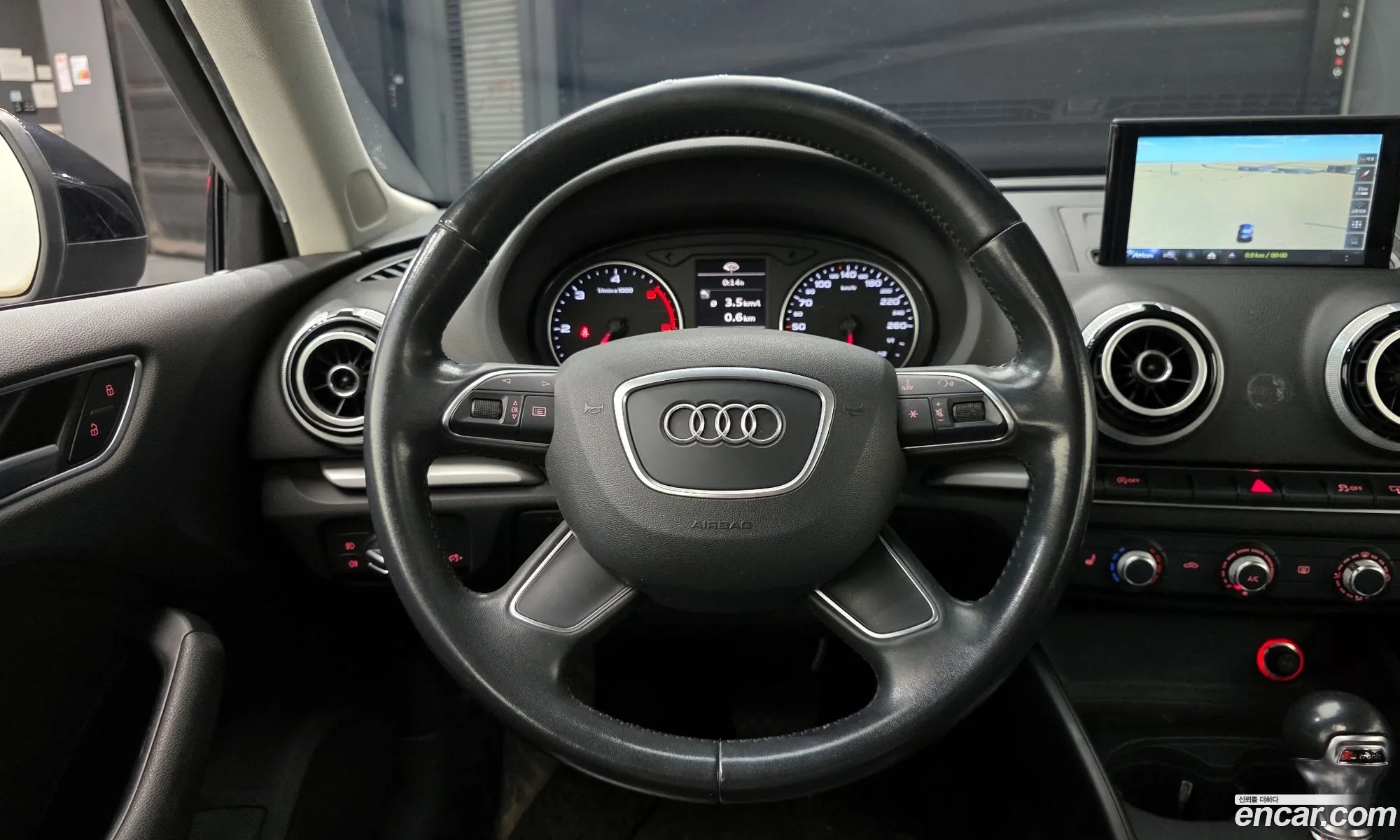 Audi A3 2015 WAUZZZ8V1FA176167 — 5