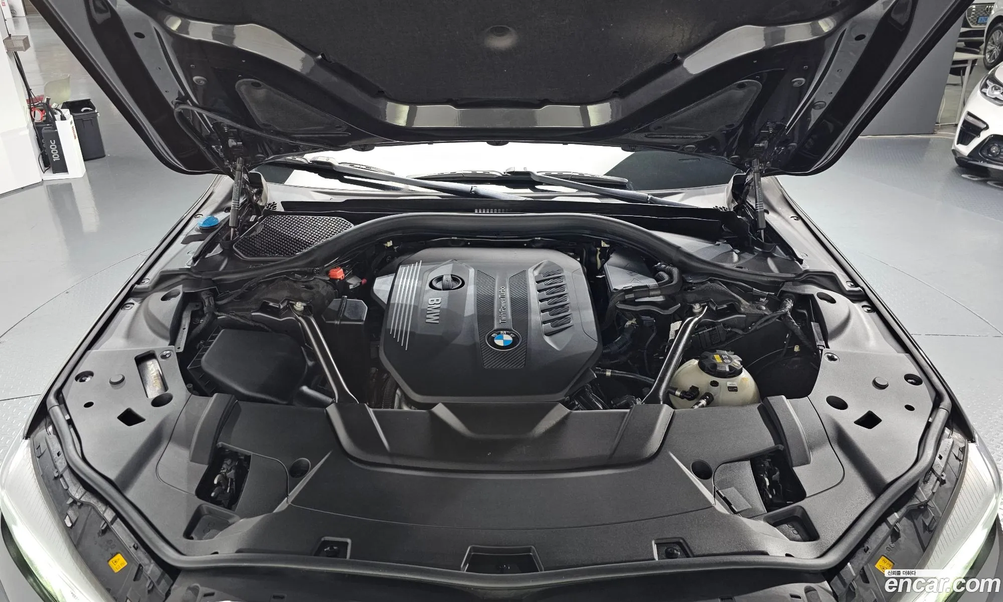BMW 7 Series 2019 WBA7S4101LGL27921 — 18