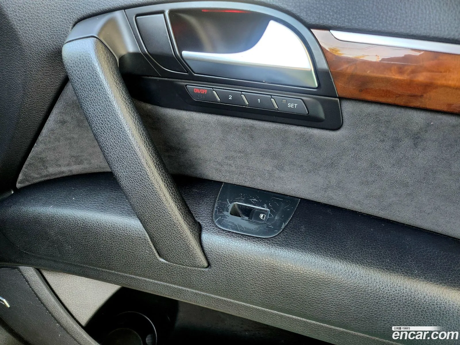 Audi Q7 2008 — 3