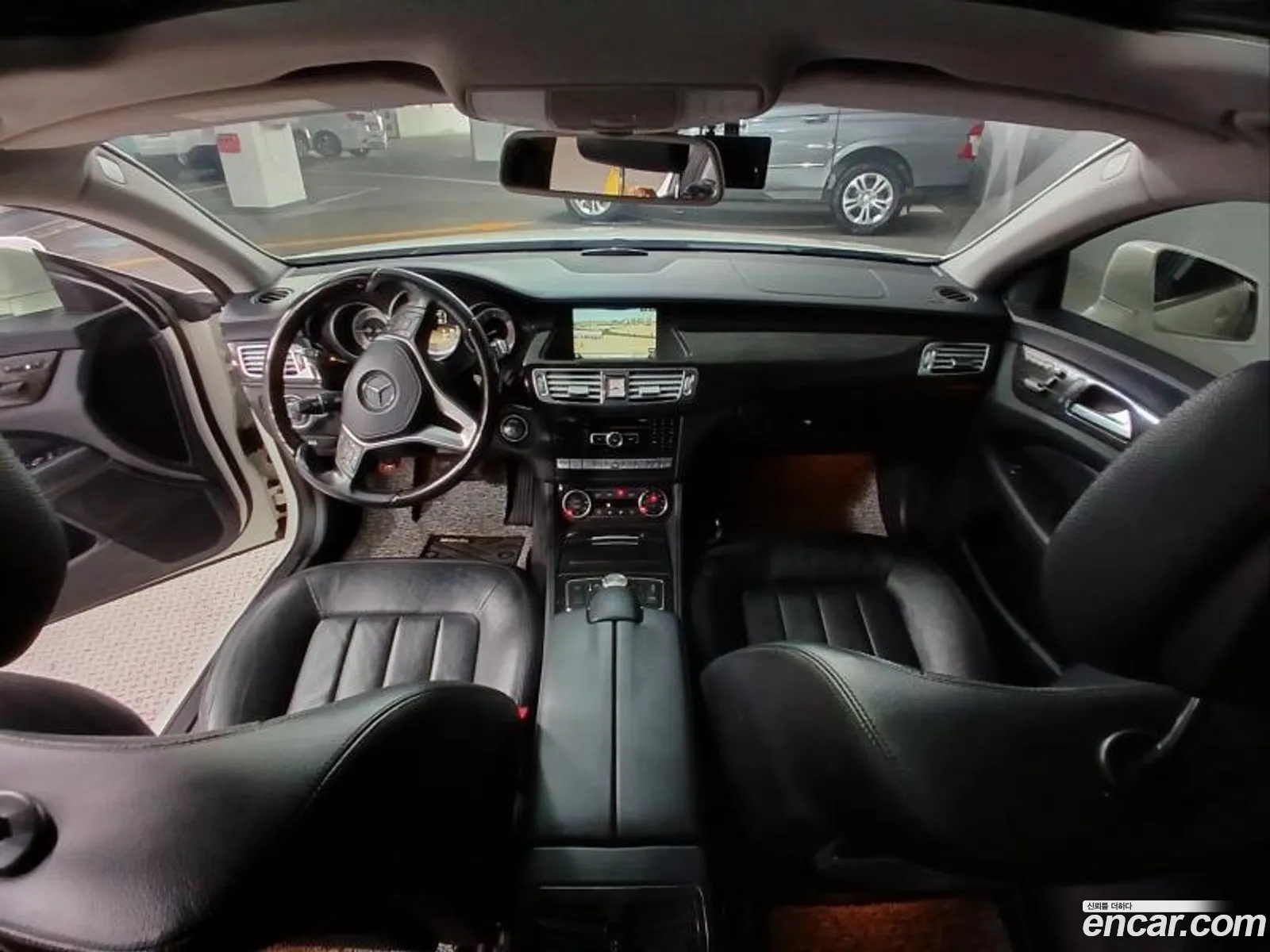 Mercedes-Benz CLS-Class W218 2011 — 10