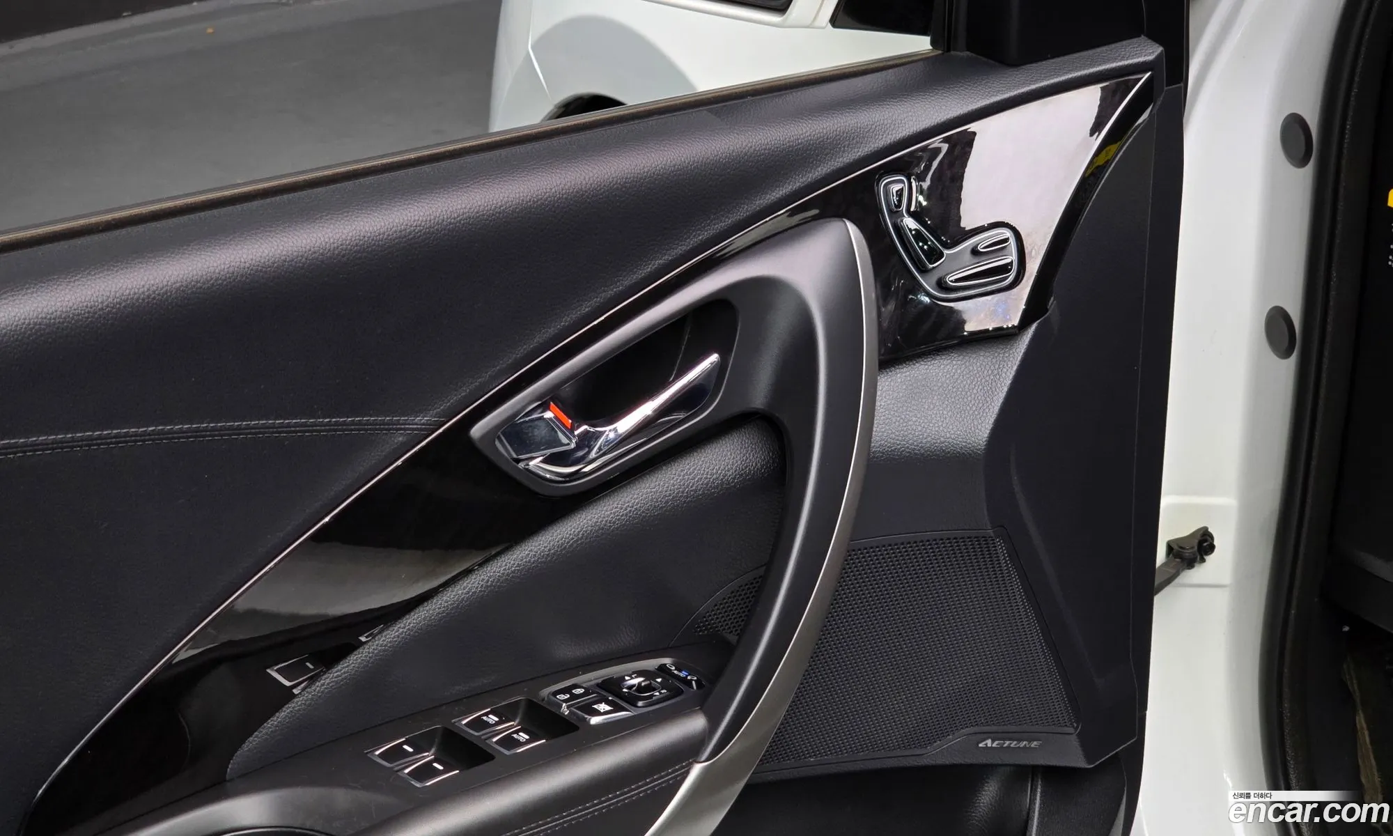 Hyundai Grandeur HG 2016 — 4