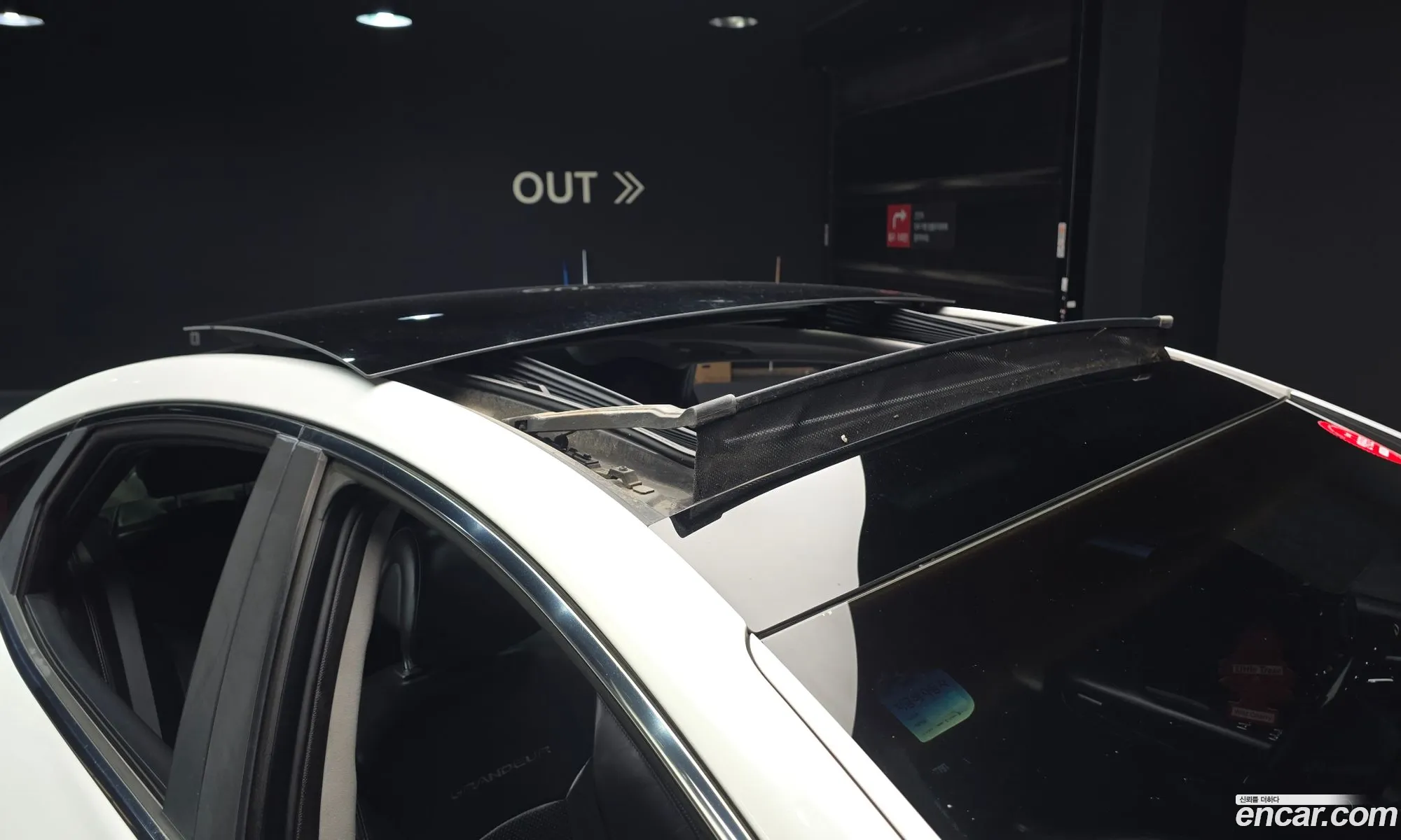 Hyundai Grandeur HG 2016 — 17