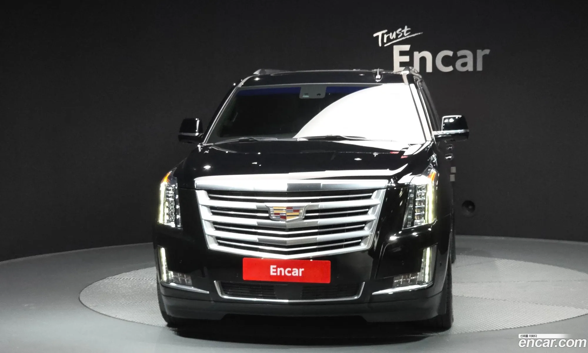 Cadillac Escalade 2019 — 18