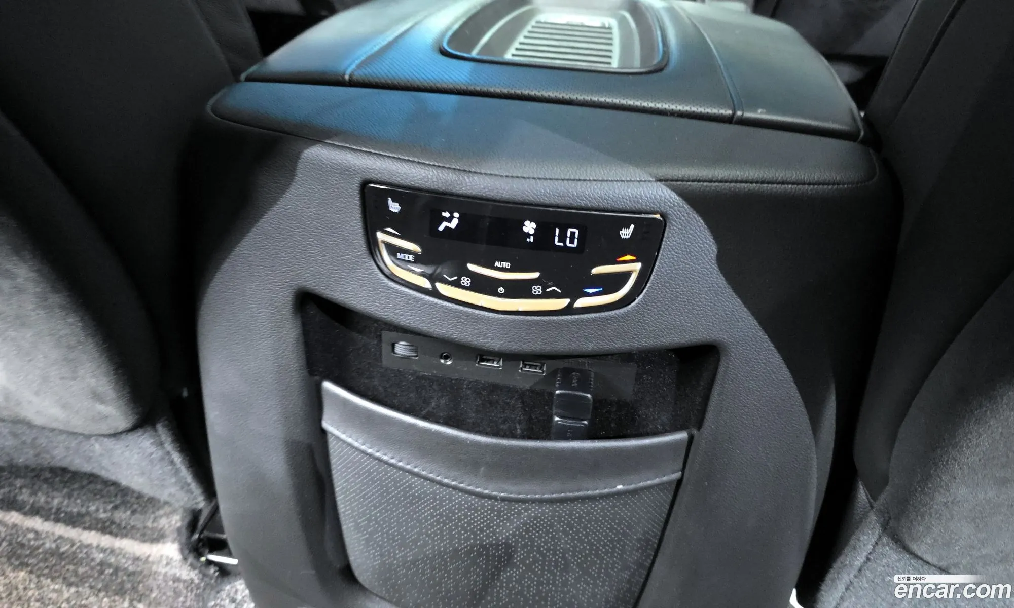 Cadillac Escalade 2019 — 13