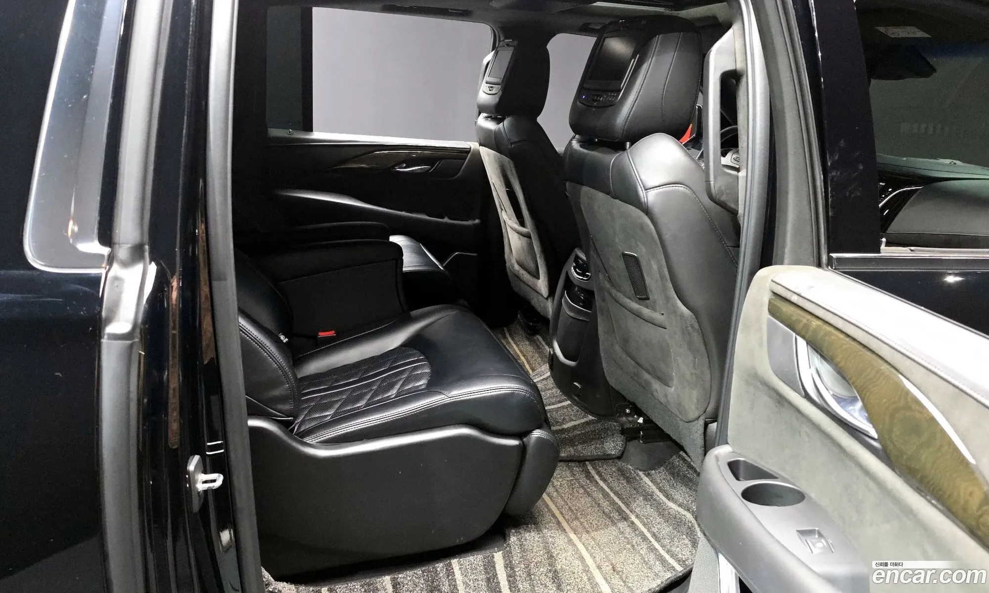 Cadillac Escalade 2019 — 4