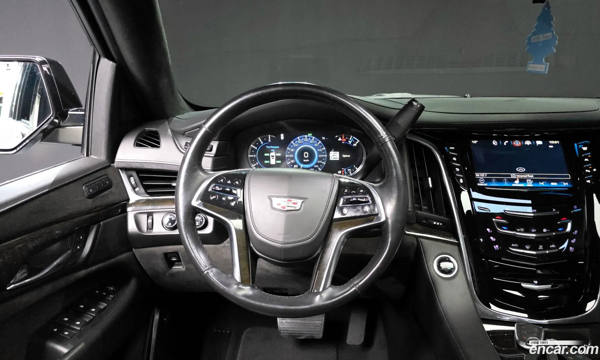 Cadillac Escalade 2019 — 5
