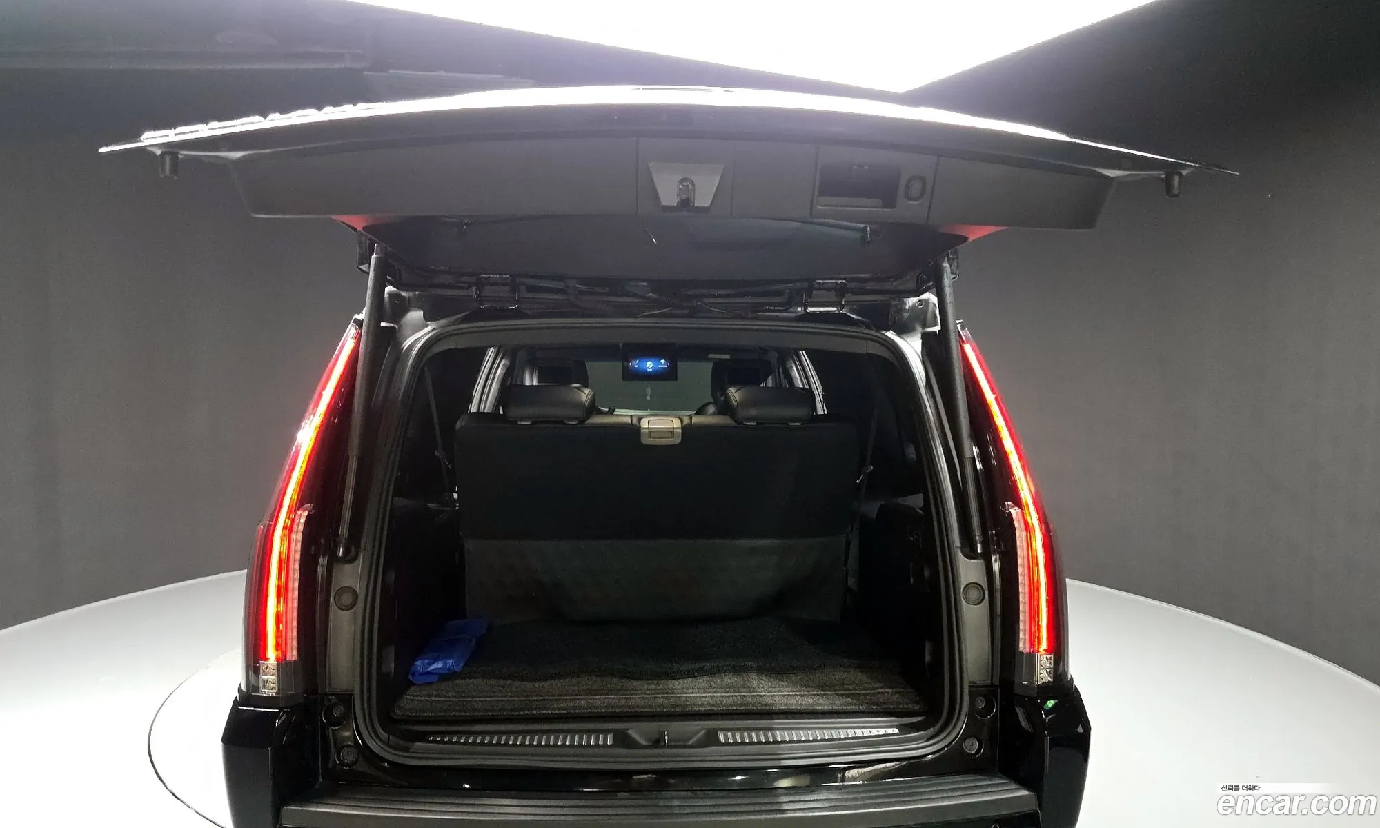 Cadillac Escalade 2019 — 10