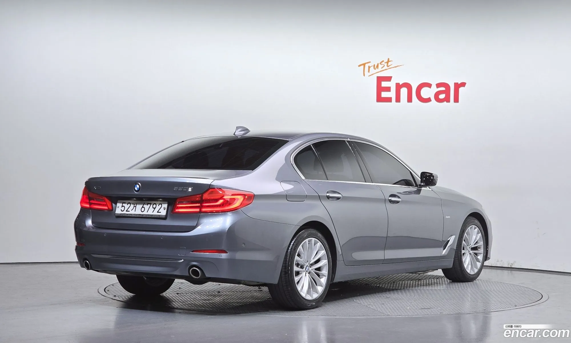 BMW 5 Series 2018 WBAJC5107JG862273 — 6