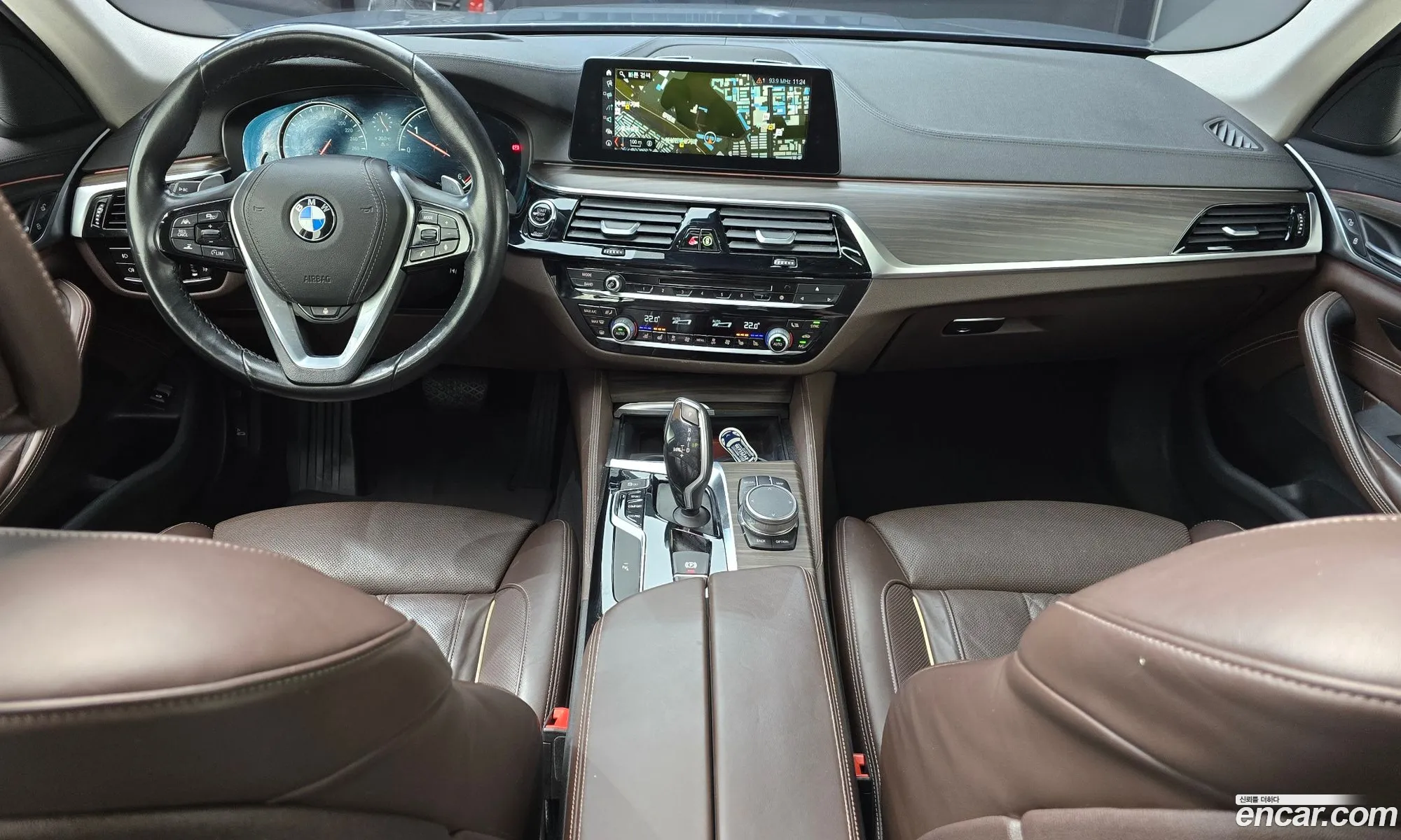 BMW 5 Series 2018 WBAJC5107JG862273 — 13