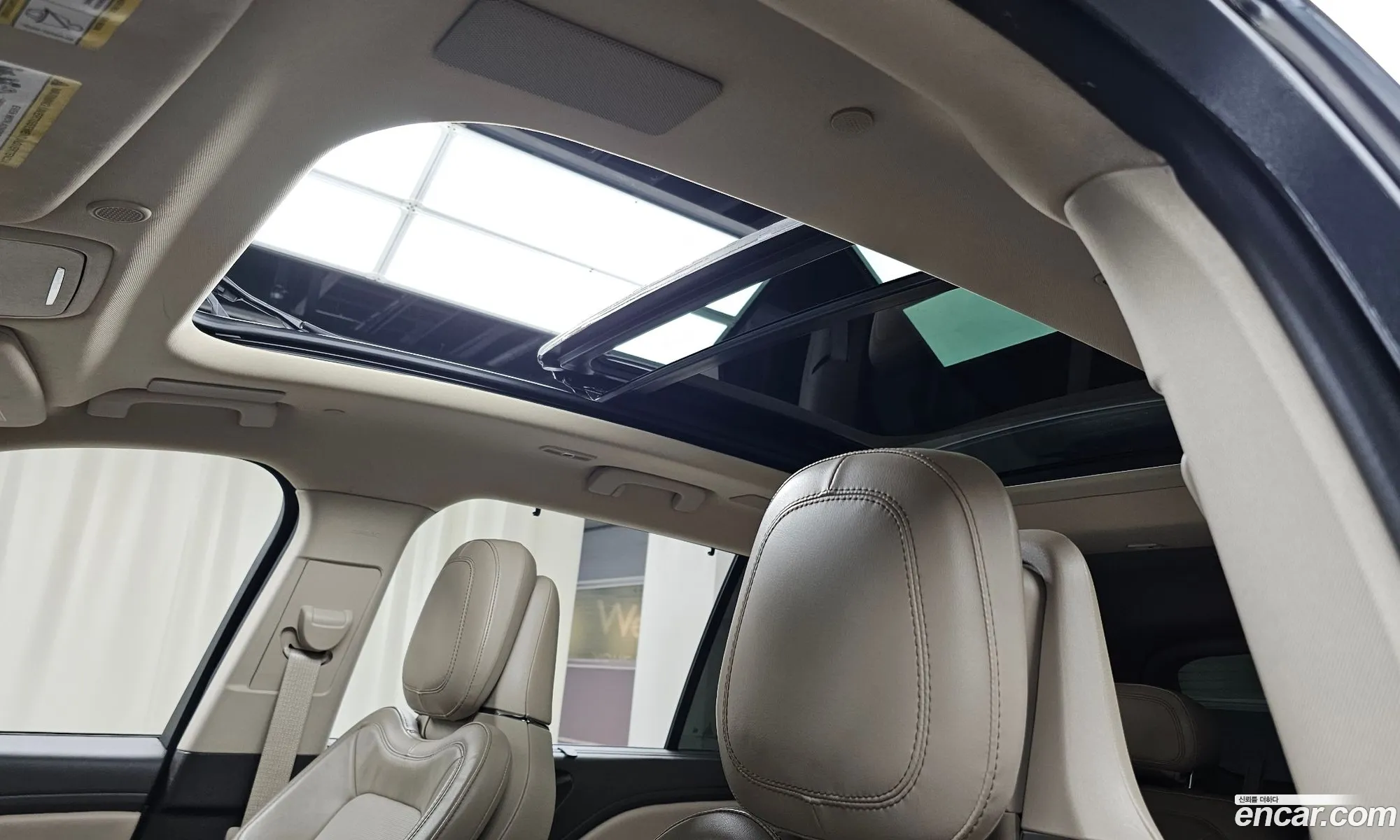 Lincoln Aviator 2021 5LM5J7XC3MGL01153 — 3