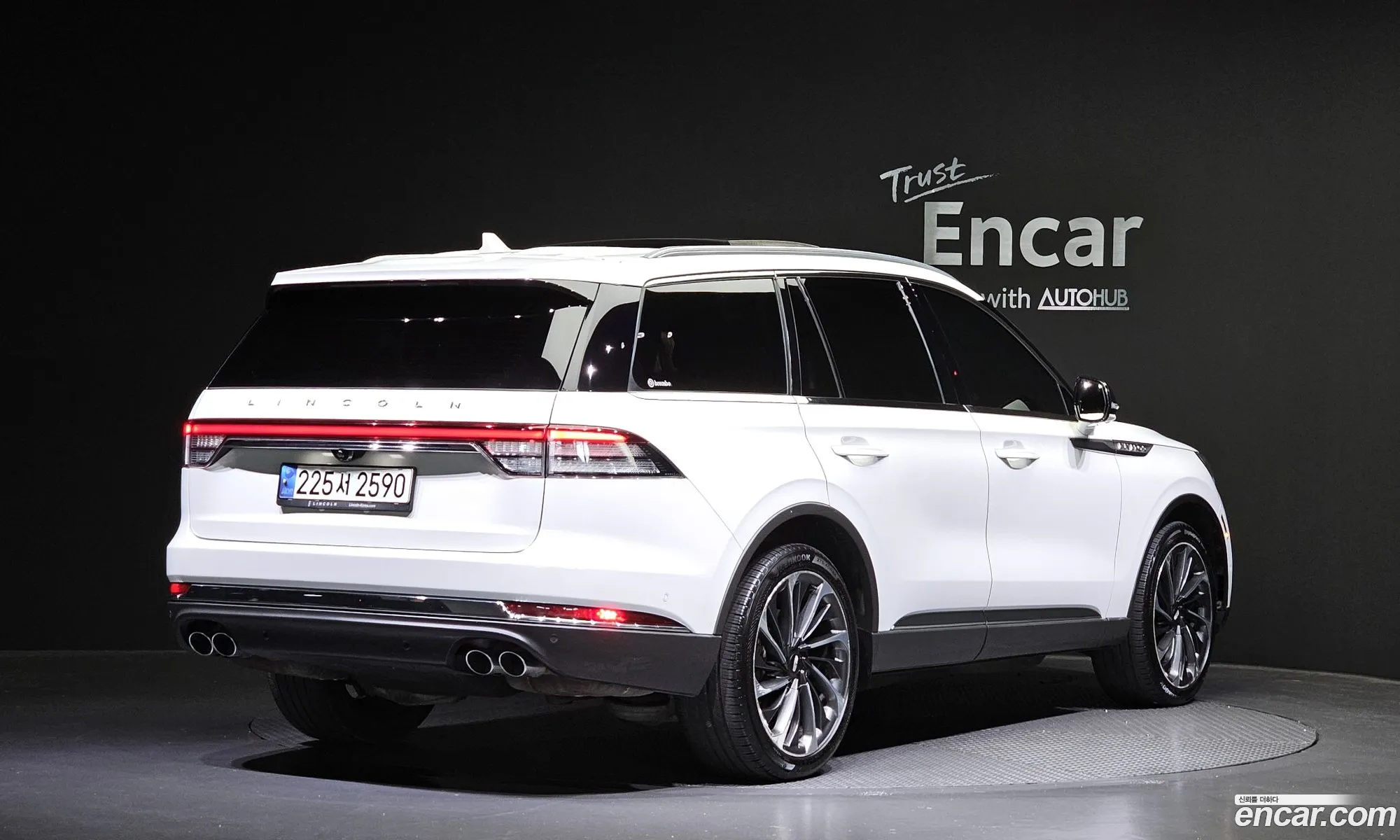 Lincoln Aviator 2021 5LM5J7XC3MGL01153 — 15