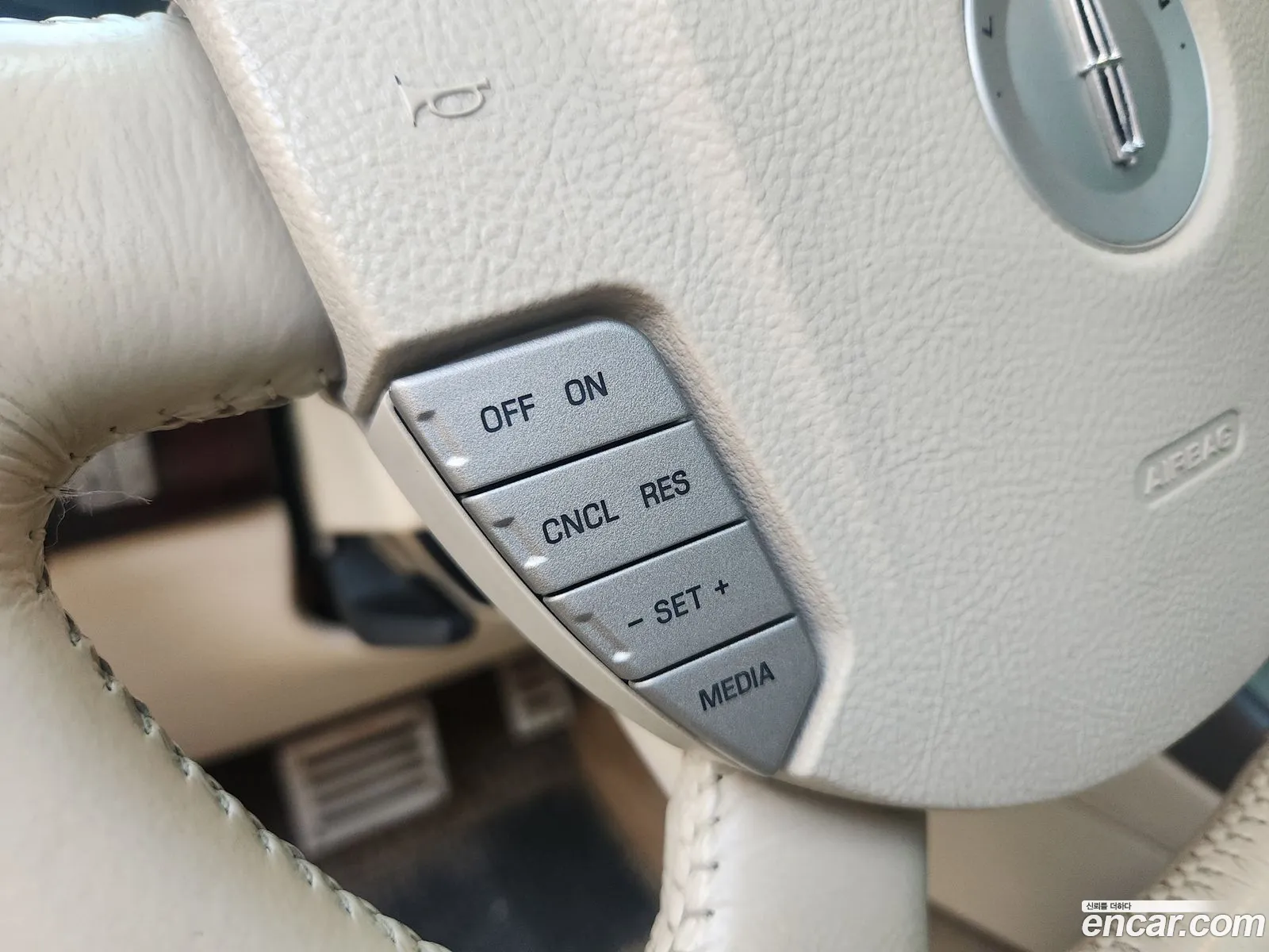 Lincoln Aviator 2004 — 16