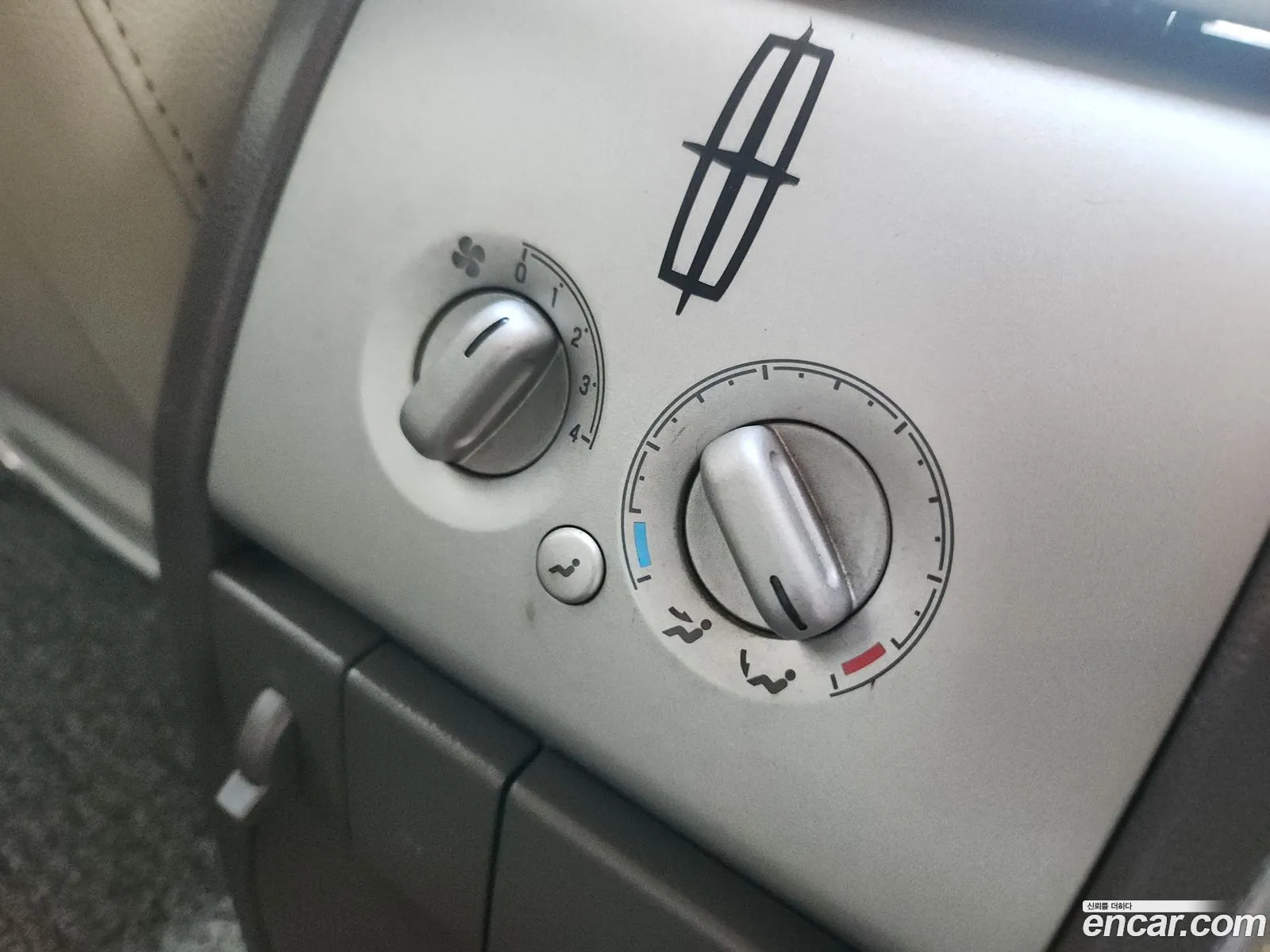 Lincoln Aviator 2004 — 3