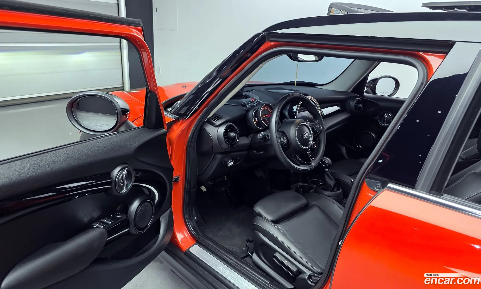 Mini Cooper 2019 WMWXU1101K2L31469 — 18