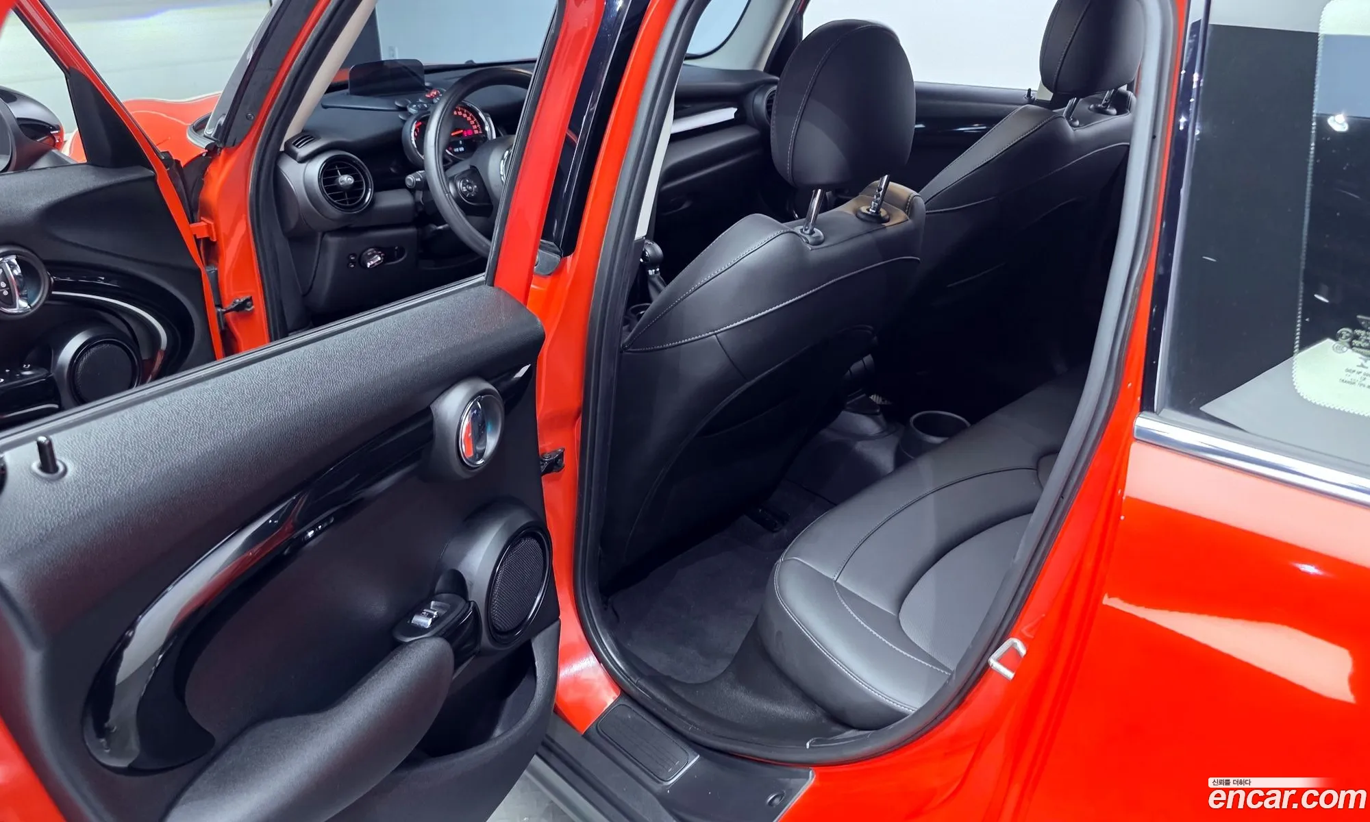 Mini Cooper 2019 WMWXU1101K2L31469 — 8