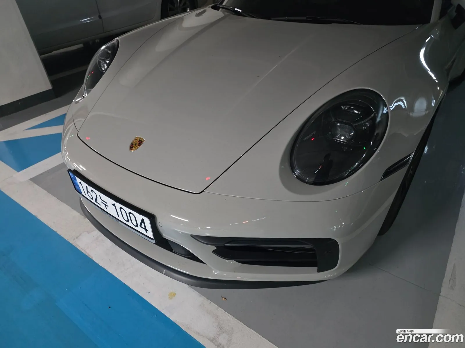 Porsche 911 2023 — 2