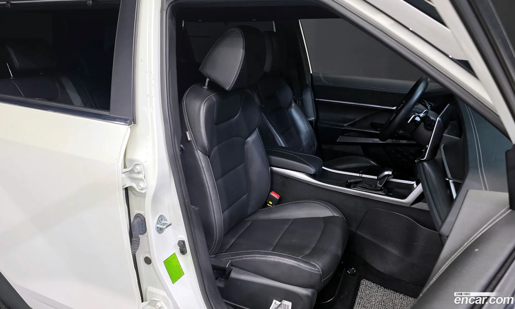KG Mobility (SsangYong) Torres 2022 — 15