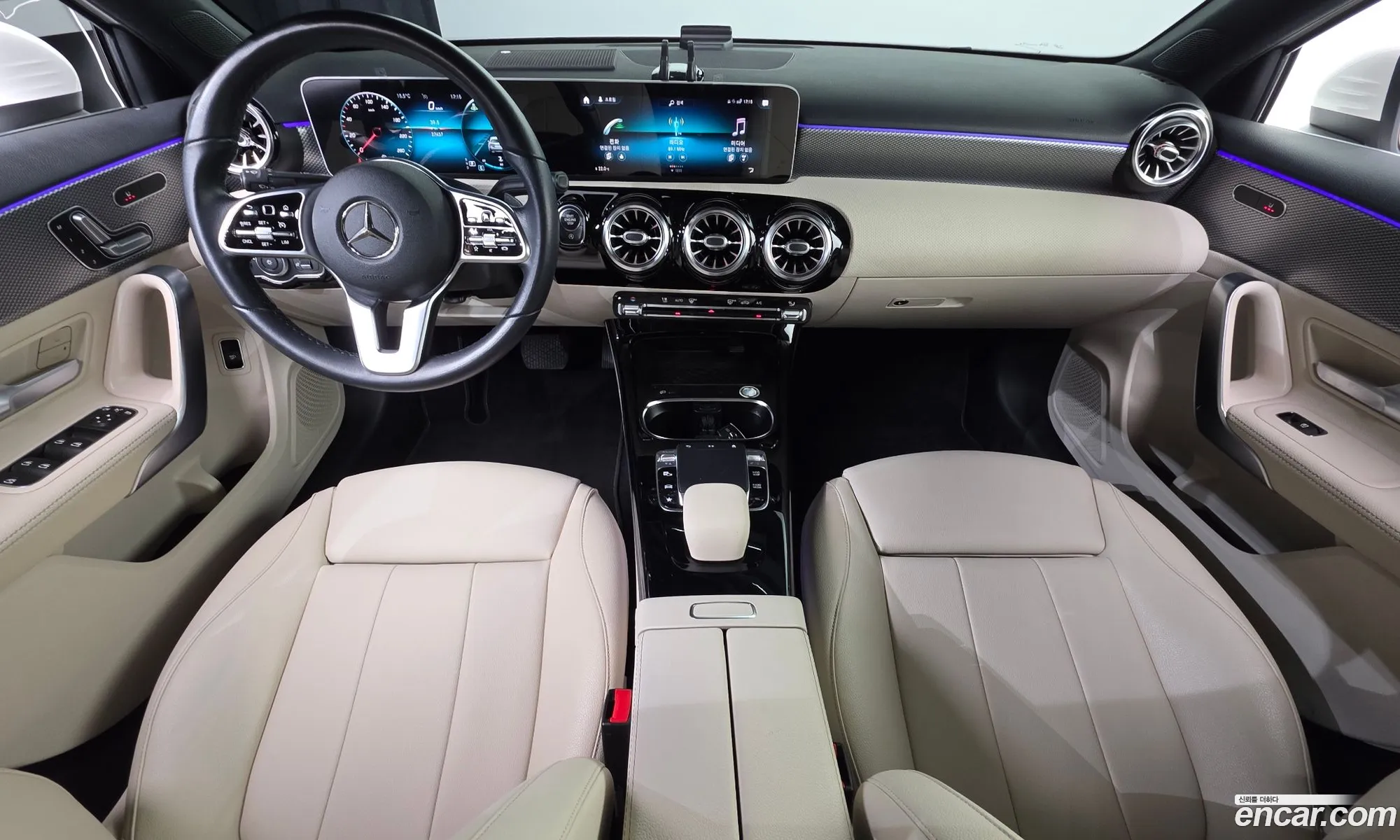 Mercedes-Benz A-Class W177 2020 — 9