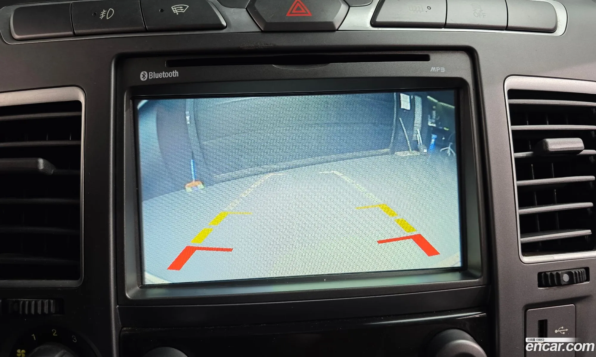 KG Mobility (SsangYong) Korando Turismo 2017 — 20