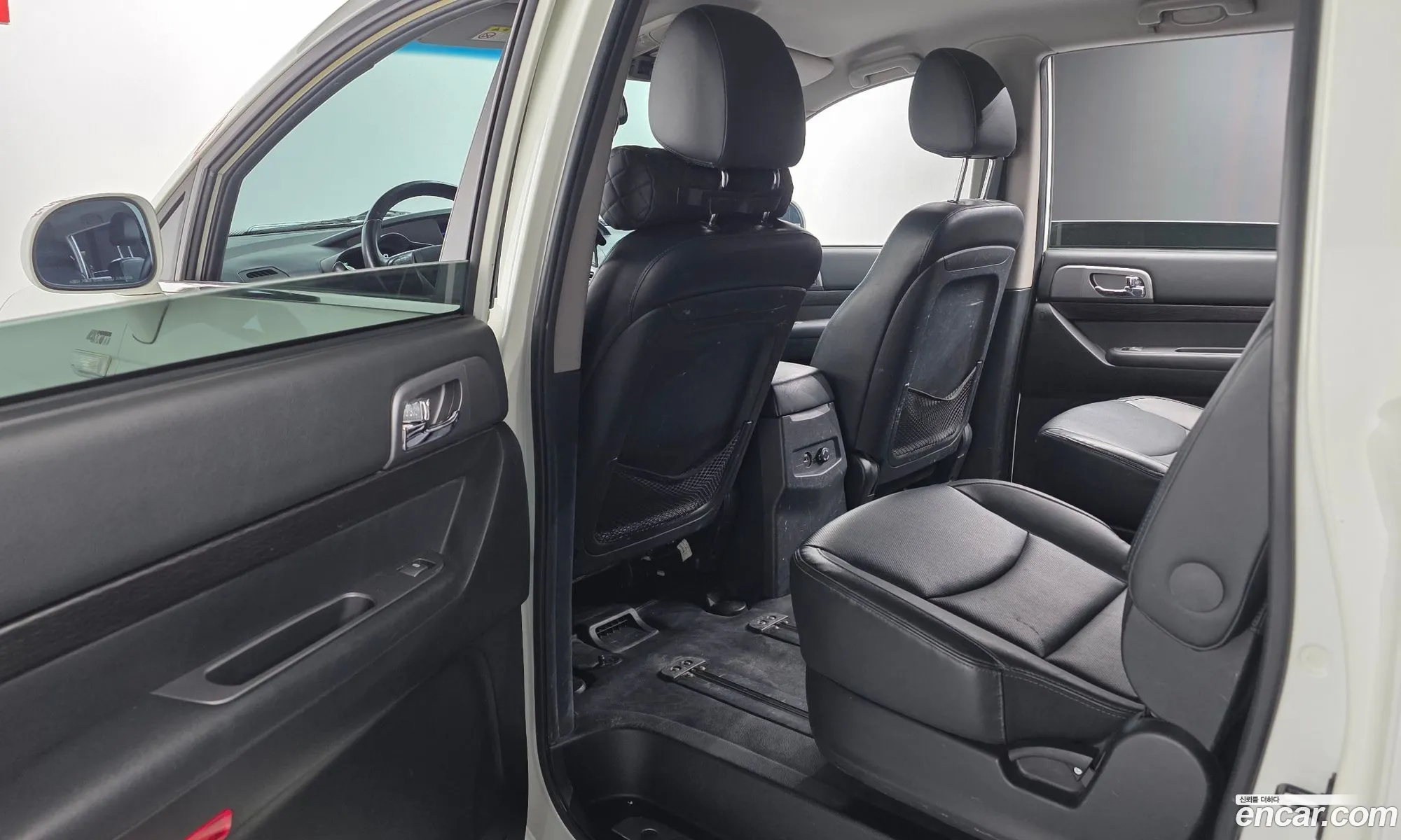 KG Mobility (SsangYong) Korando Turismo 2017 — 15