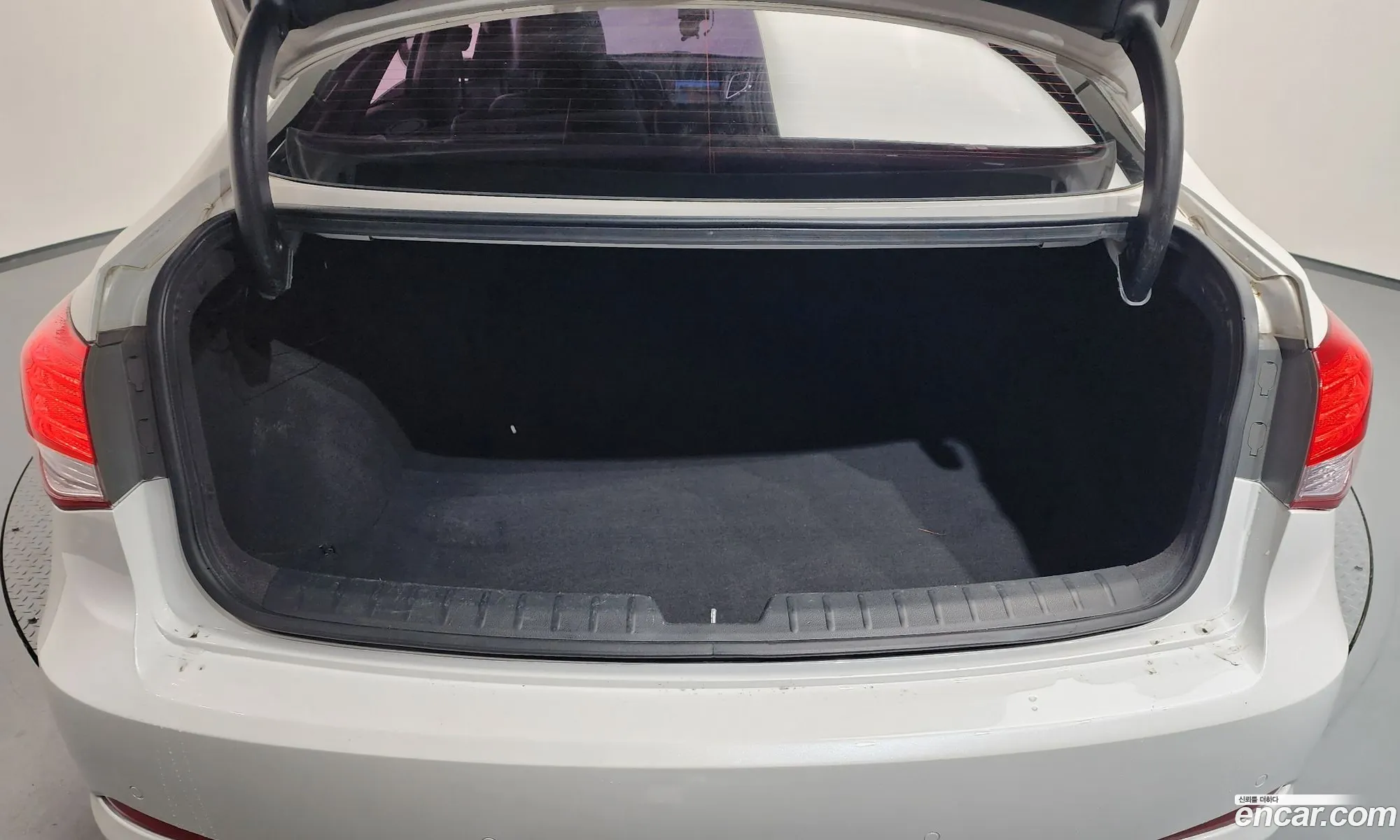 Hyundai i40 Saloon 2014 — 8