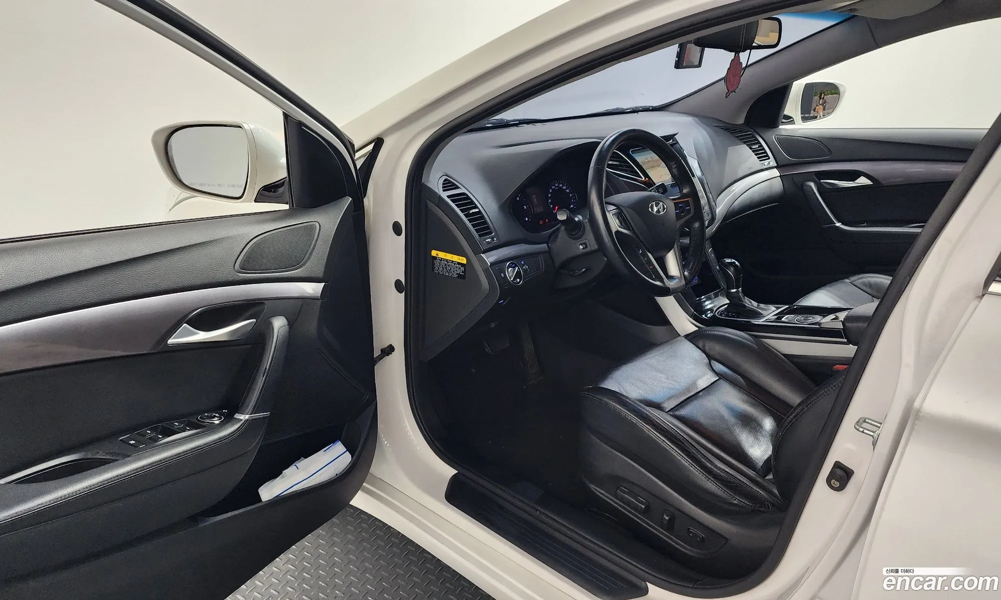 Hyundai i40 Saloon 2014 — 18