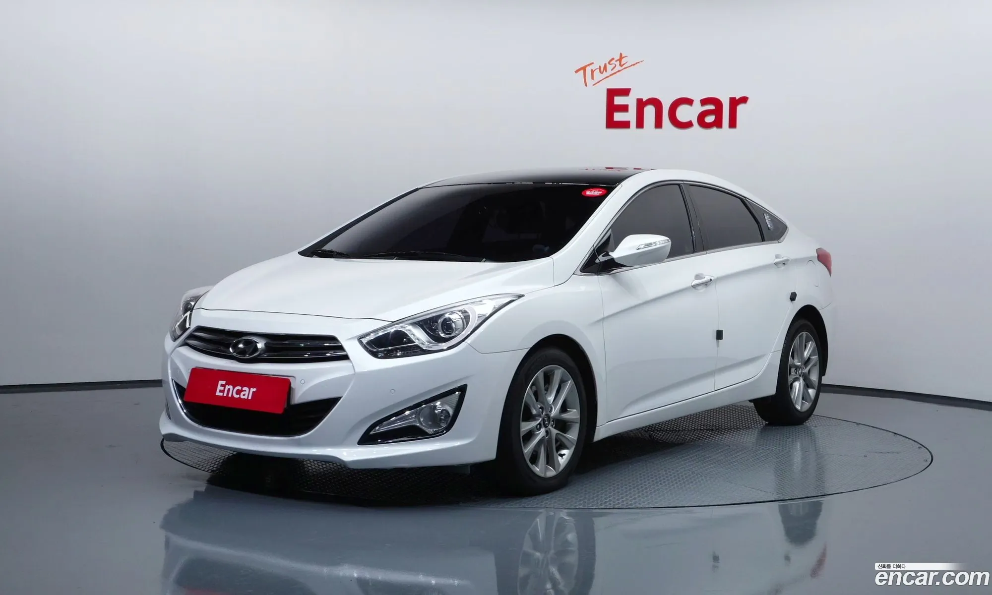 Hyundai i40 Saloon 2014 — 9