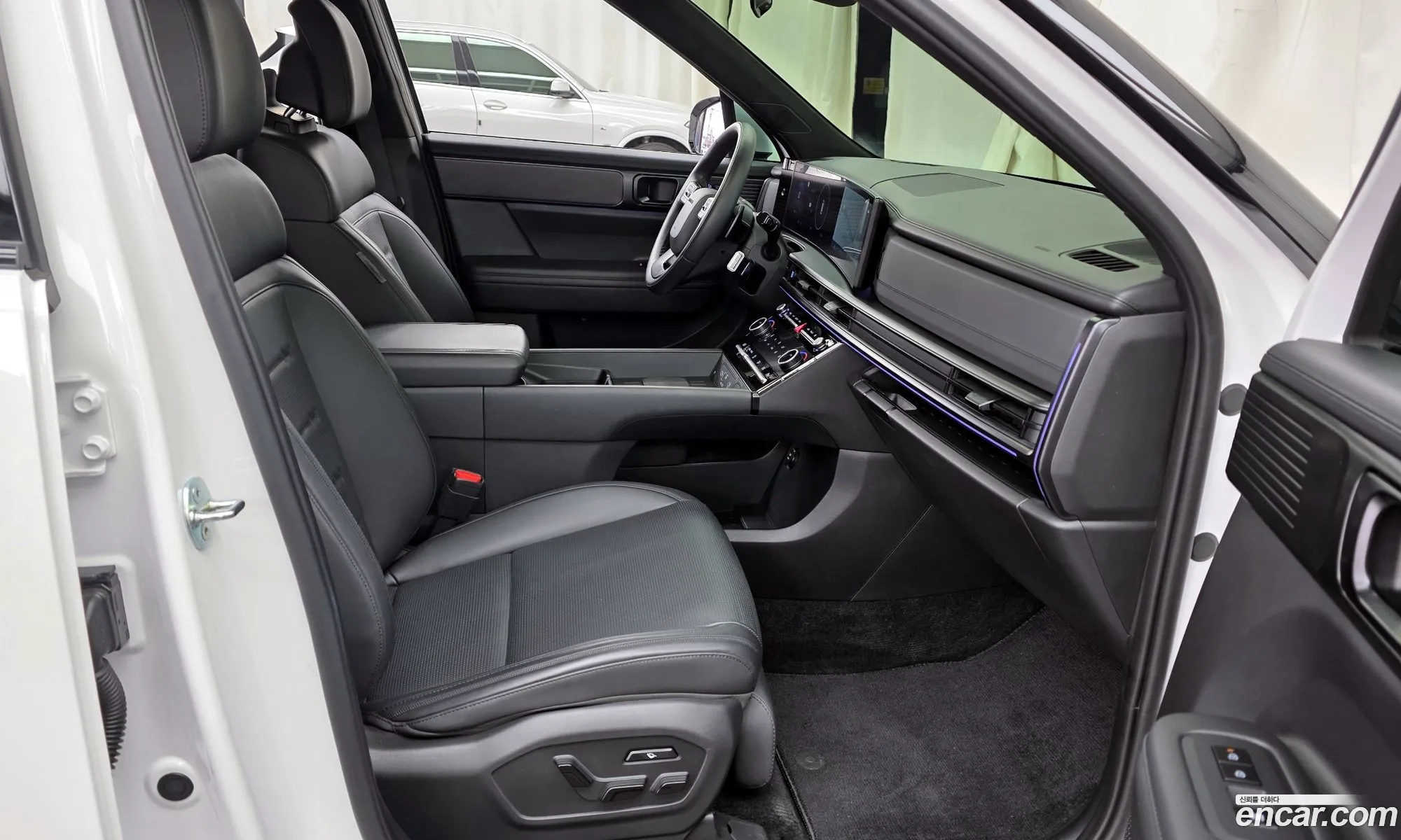Hyundai Santa Fe 2023 — 16