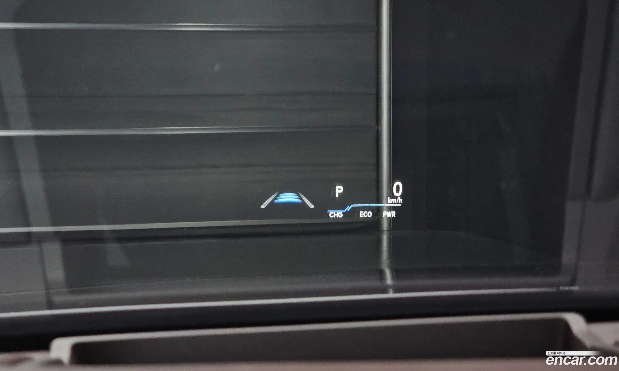 Lexus ES300h 7th Gen 2019 — 17