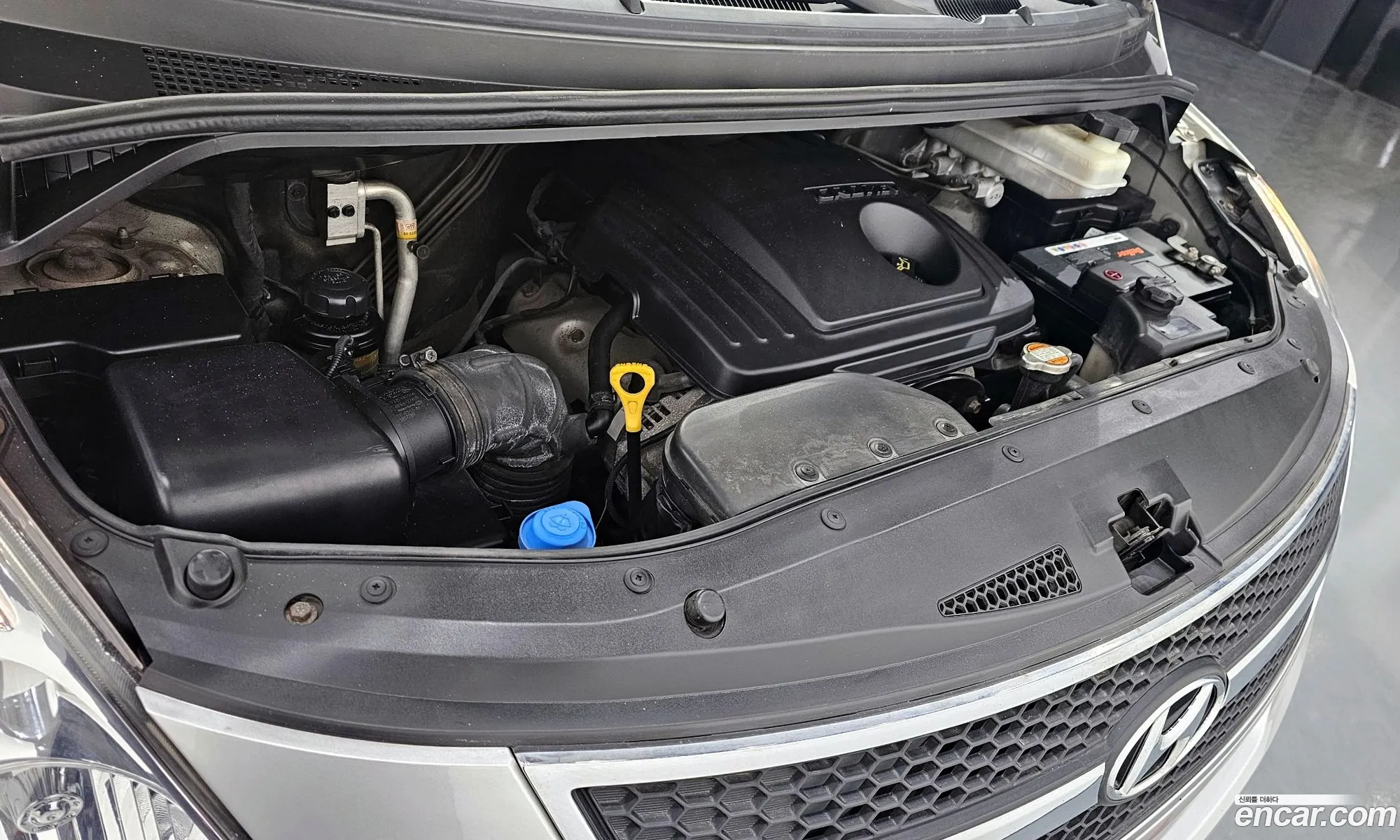Hyundai Grand Starex 2010 — 2