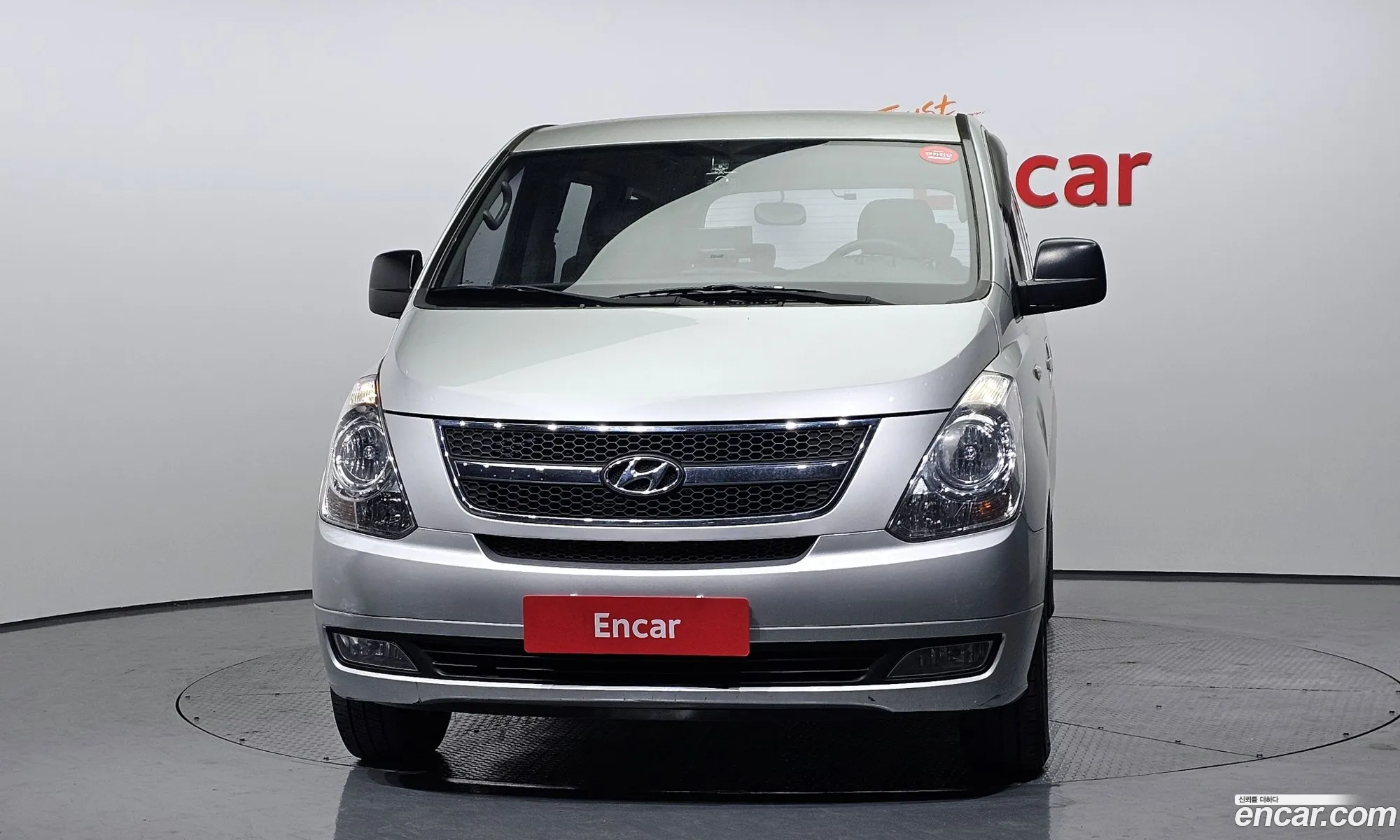 Hyundai Grand Starex 2010 — 18