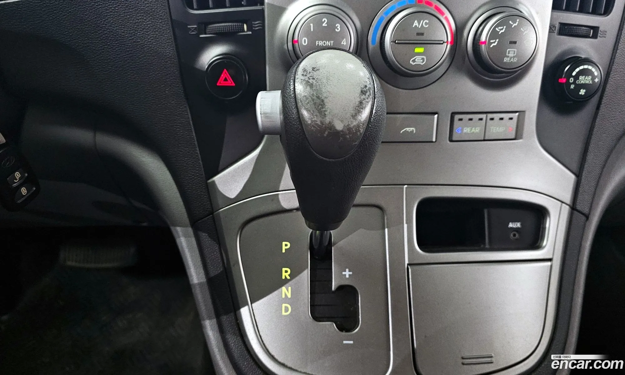 Hyundai Grand Starex 2010 — 20