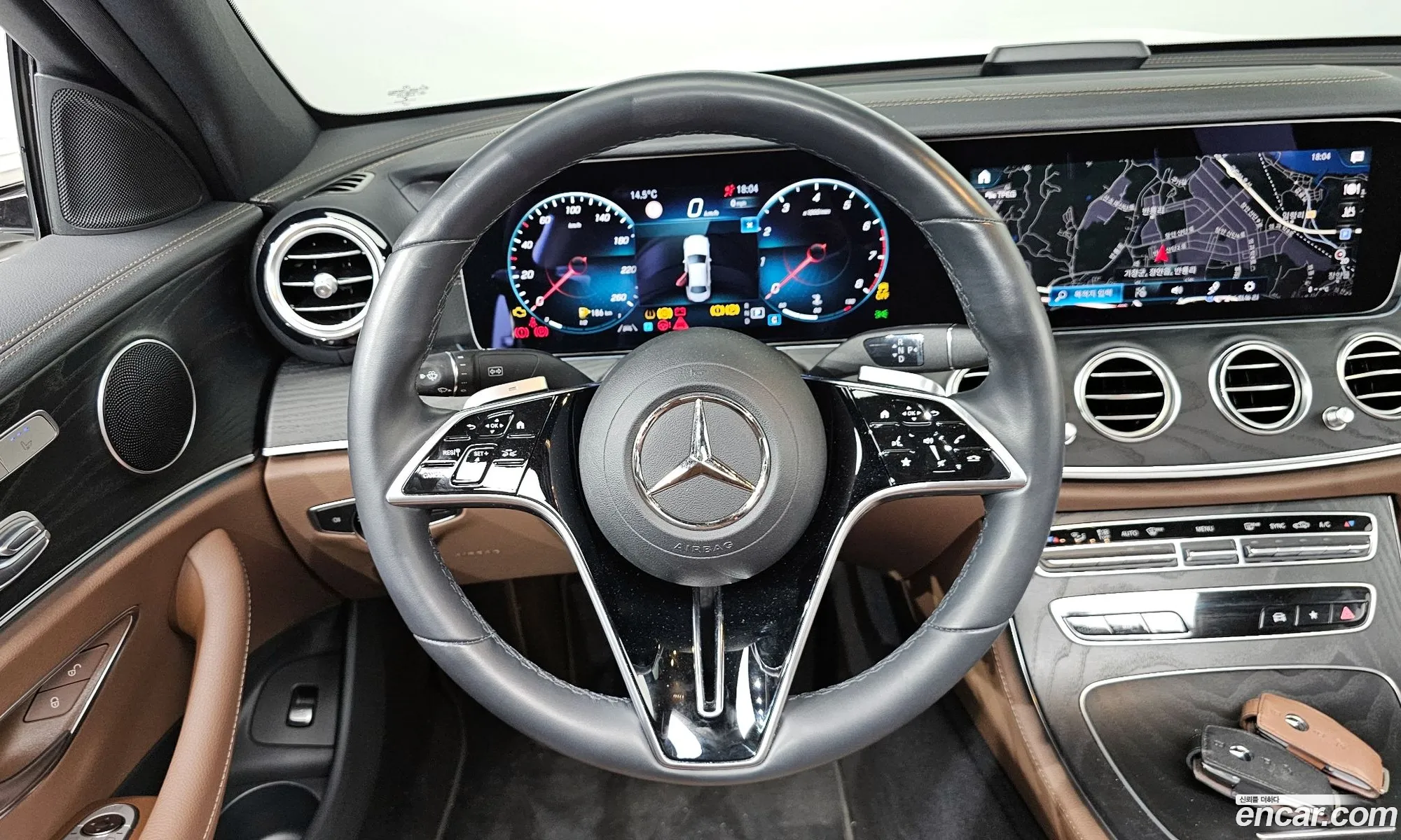 Mercedes-Benz E-Class W213 2022 — 19