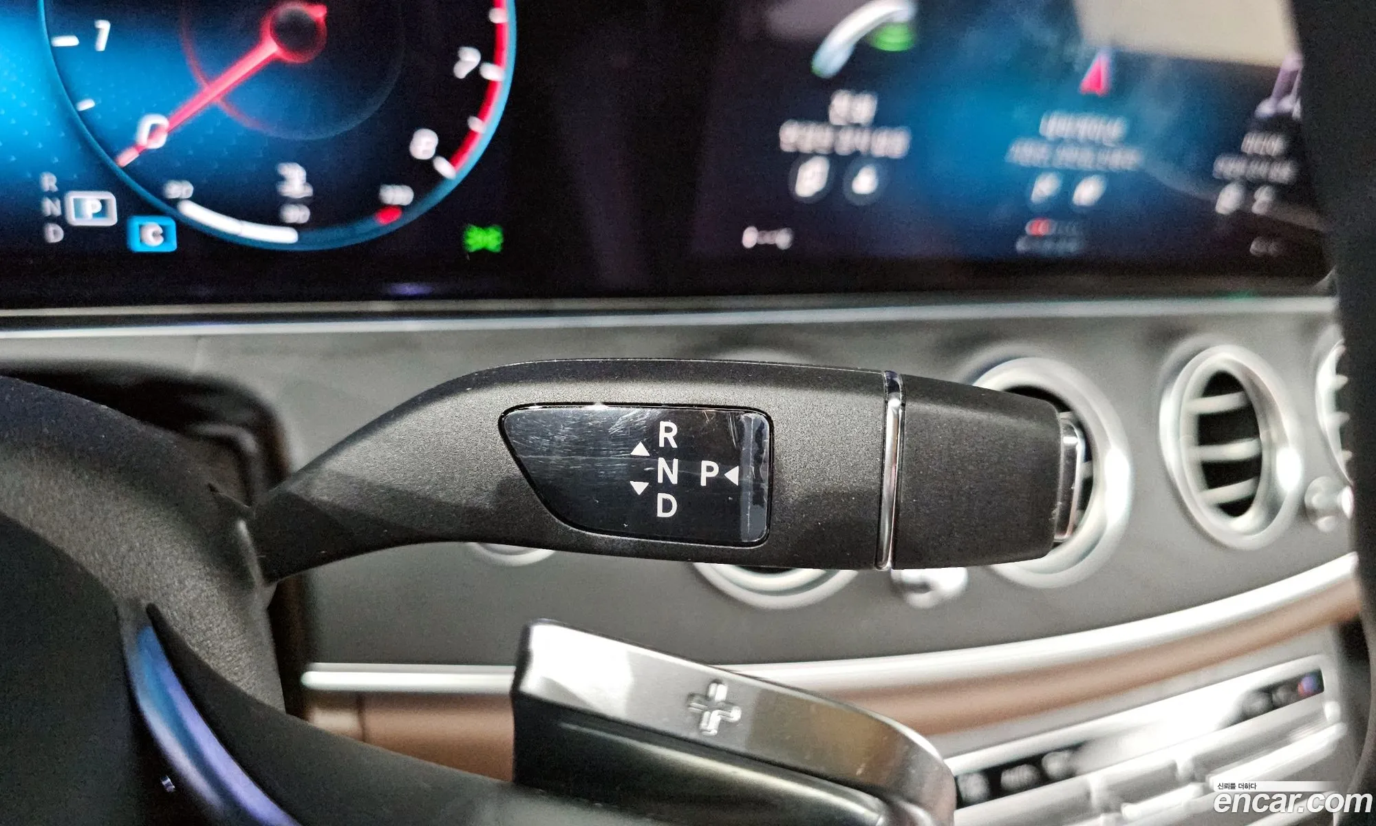 Mercedes-Benz E-Class W213 2022 — 12