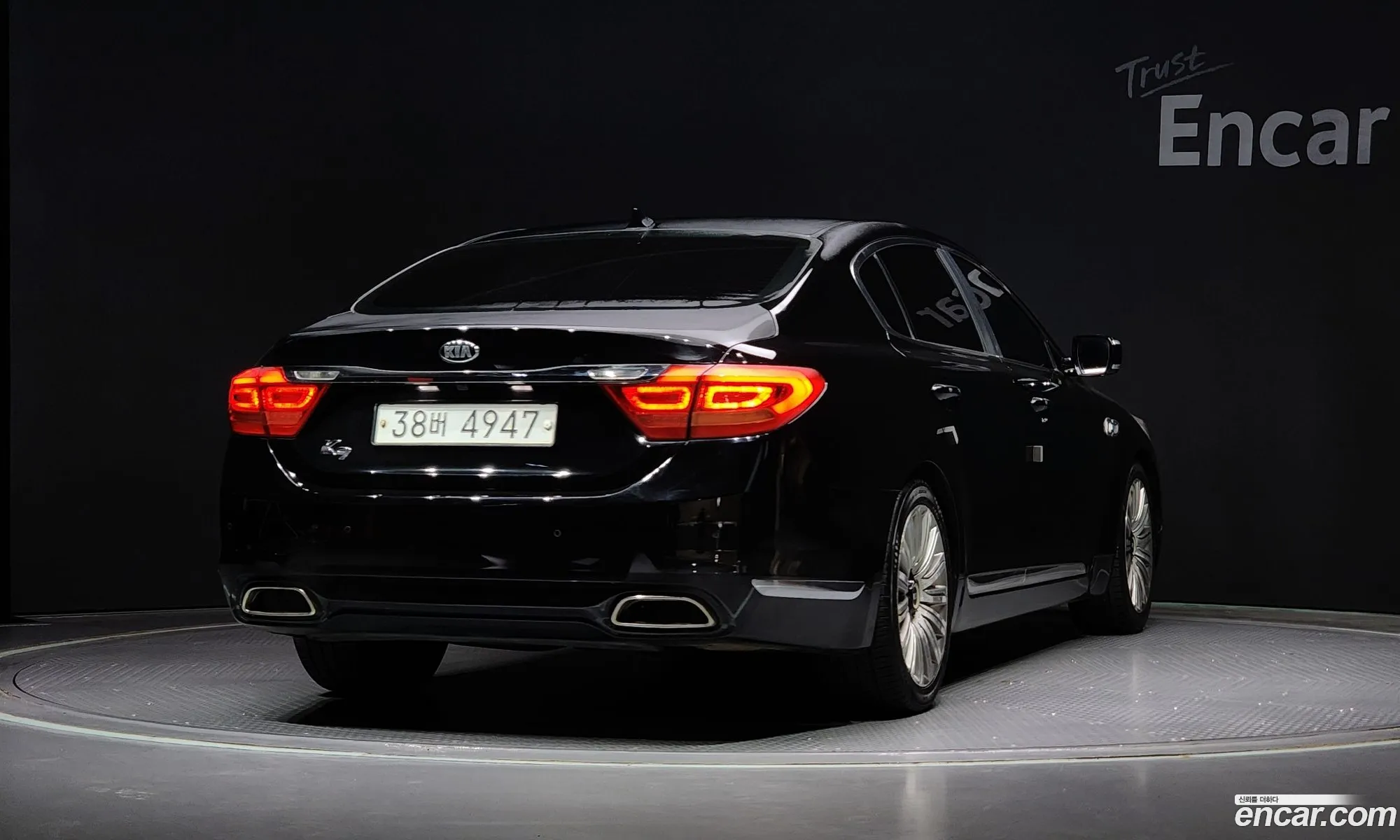 Kia K9 2013 — 17