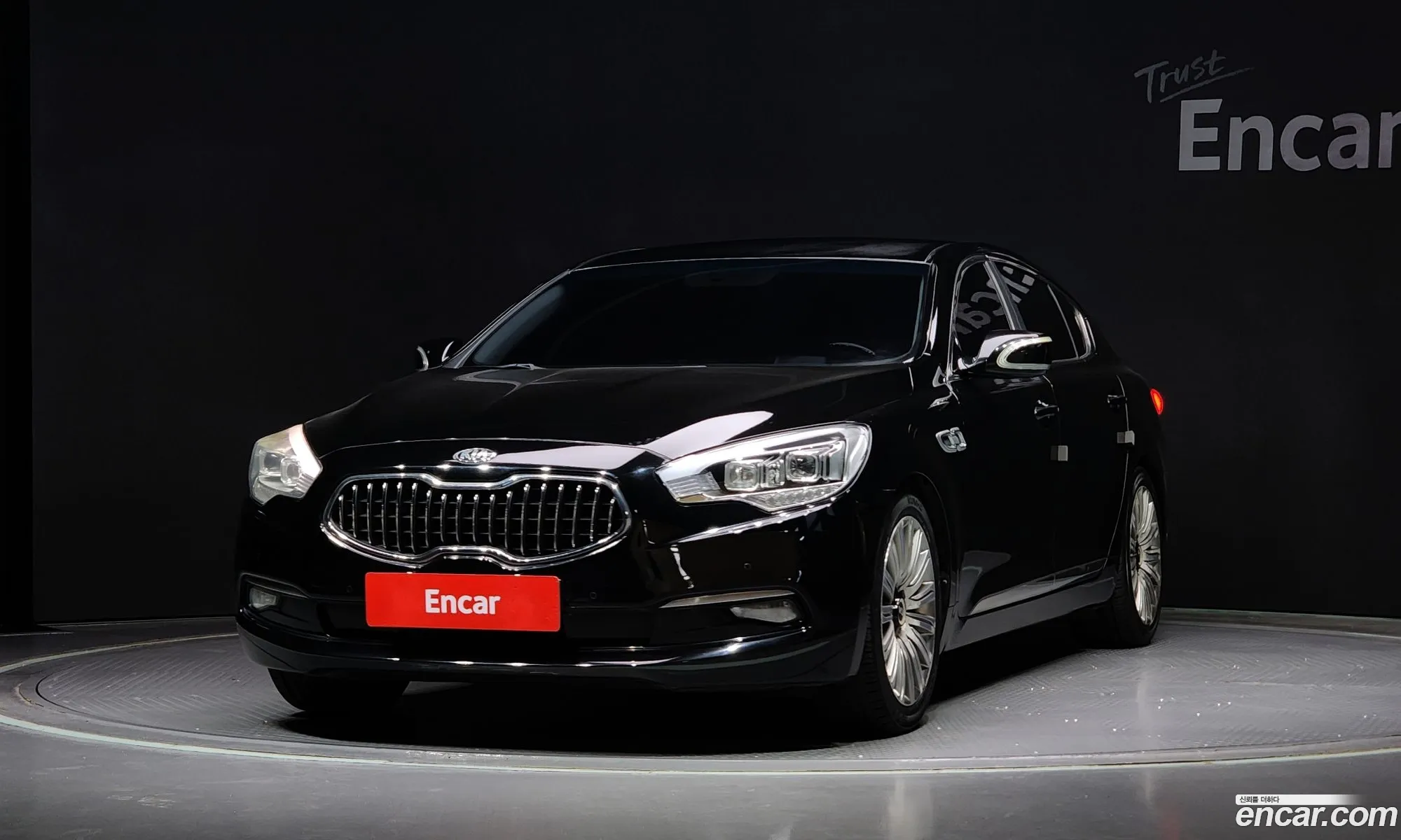 Kia K9 2013 — 13