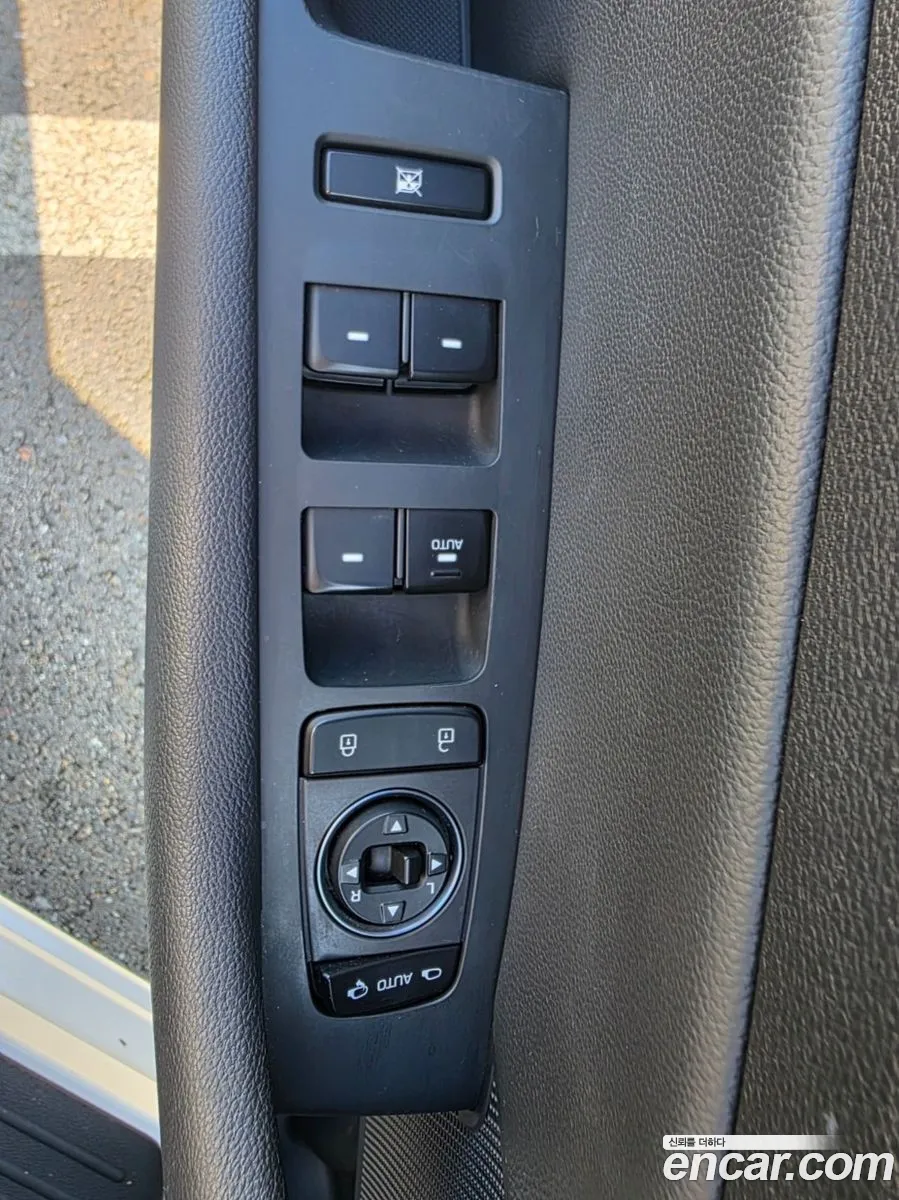Hyundai LF Sonata 2014 — 9